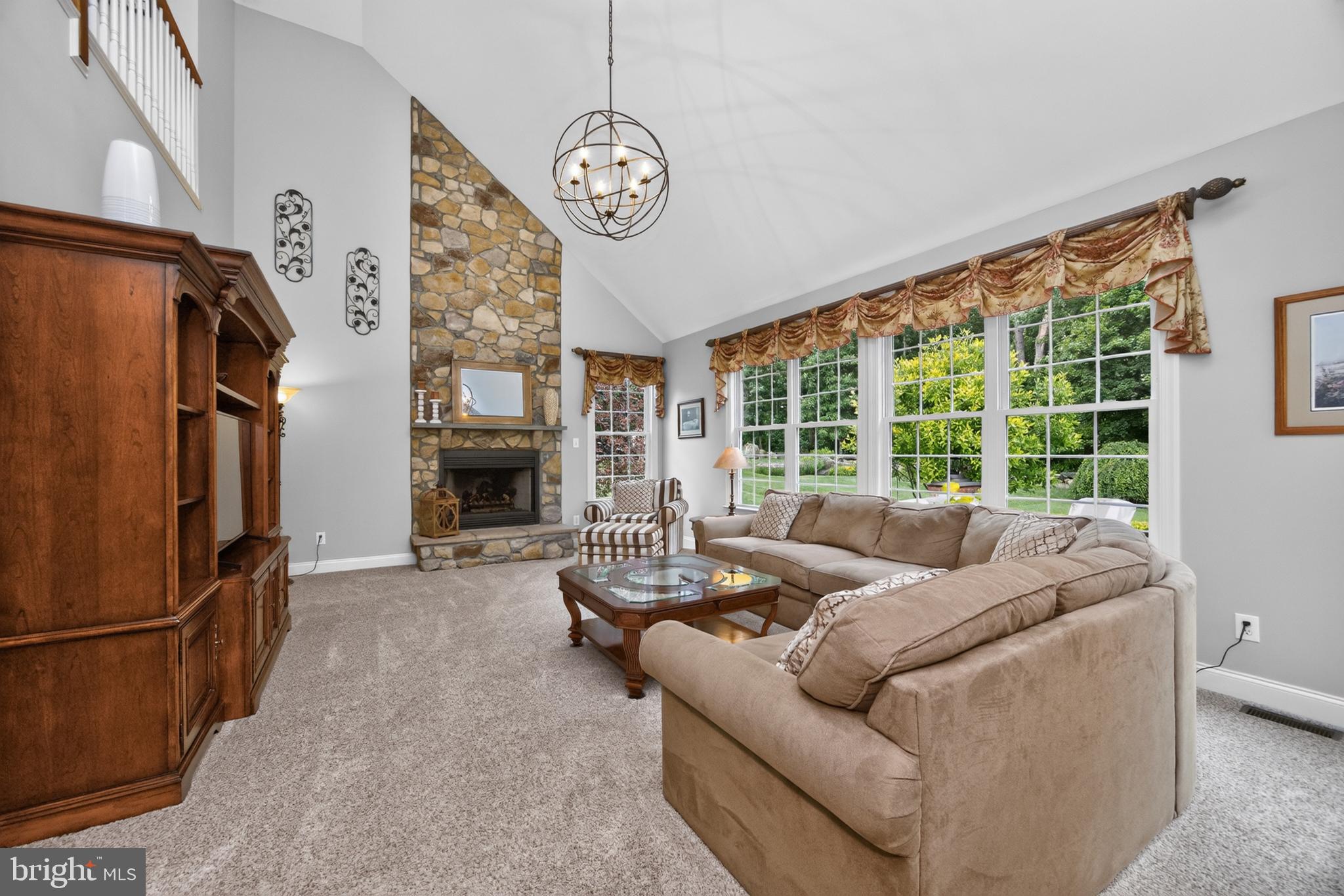 POND VIEW ESTATES - Residential
