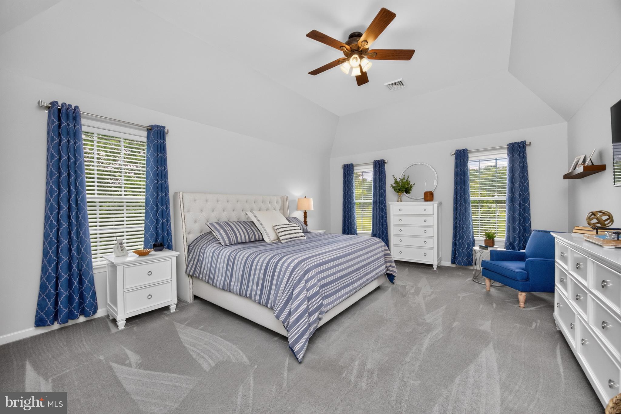 POND VIEW ESTATES - Residential
