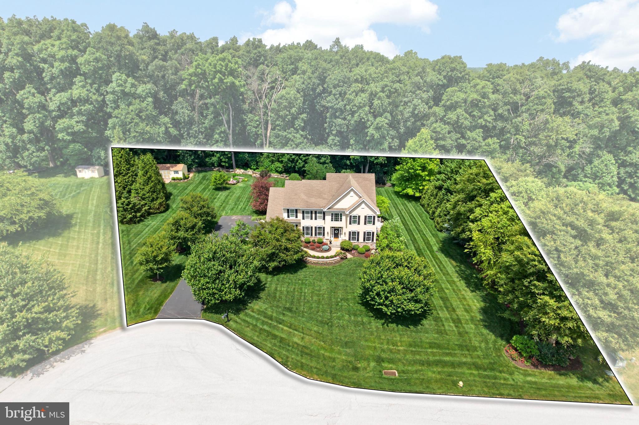 POND VIEW ESTATES - Residential