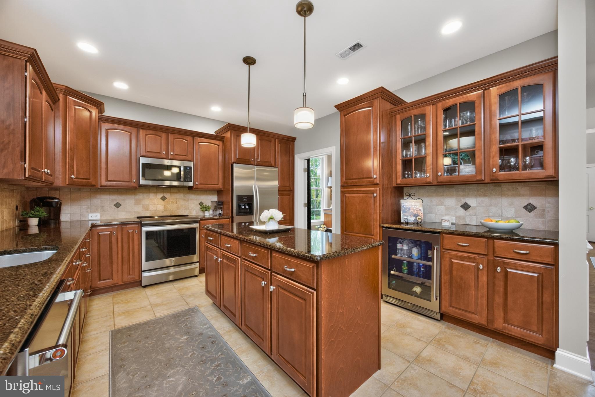 POND VIEW ESTATES - Residential