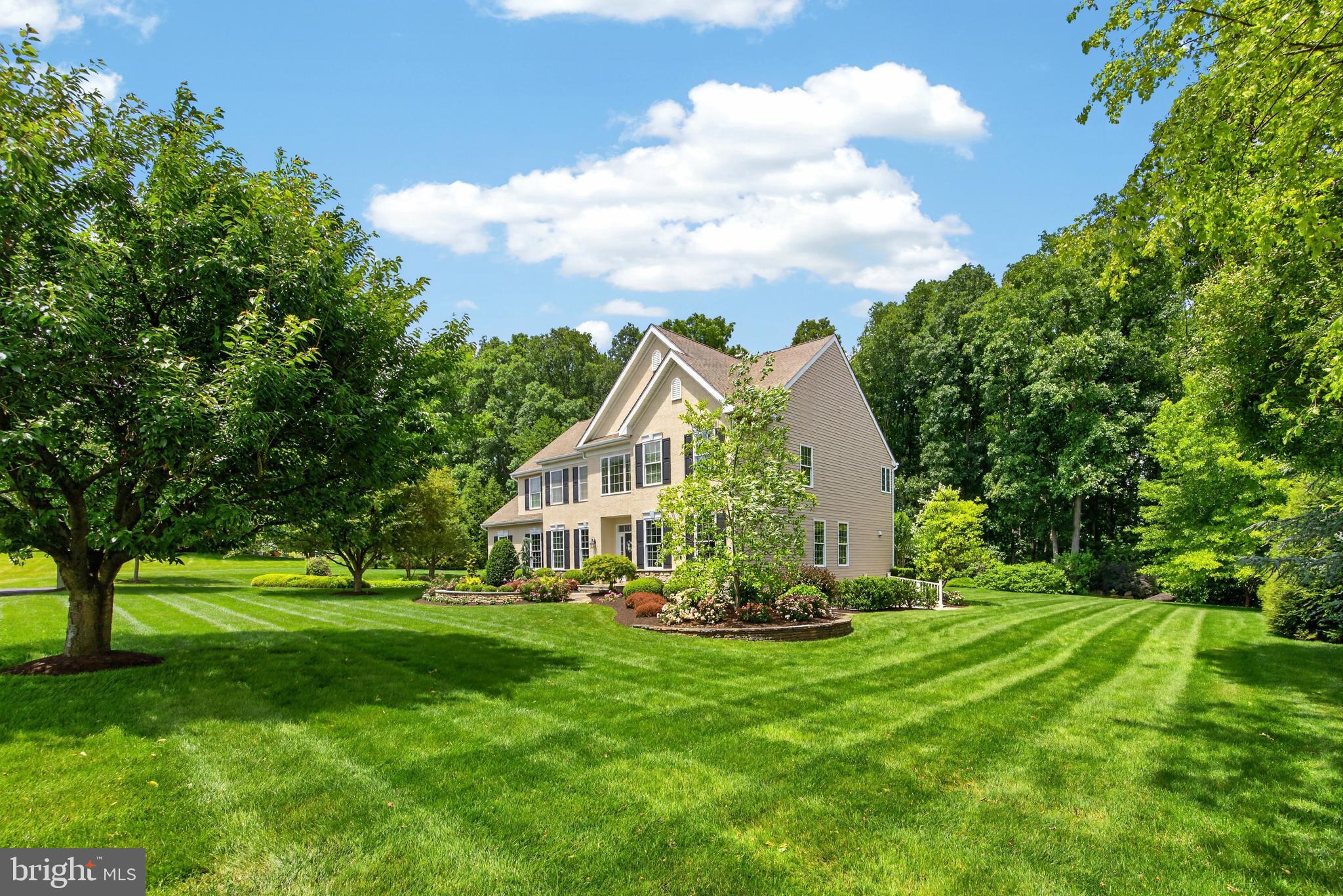POND VIEW ESTATES - Residential