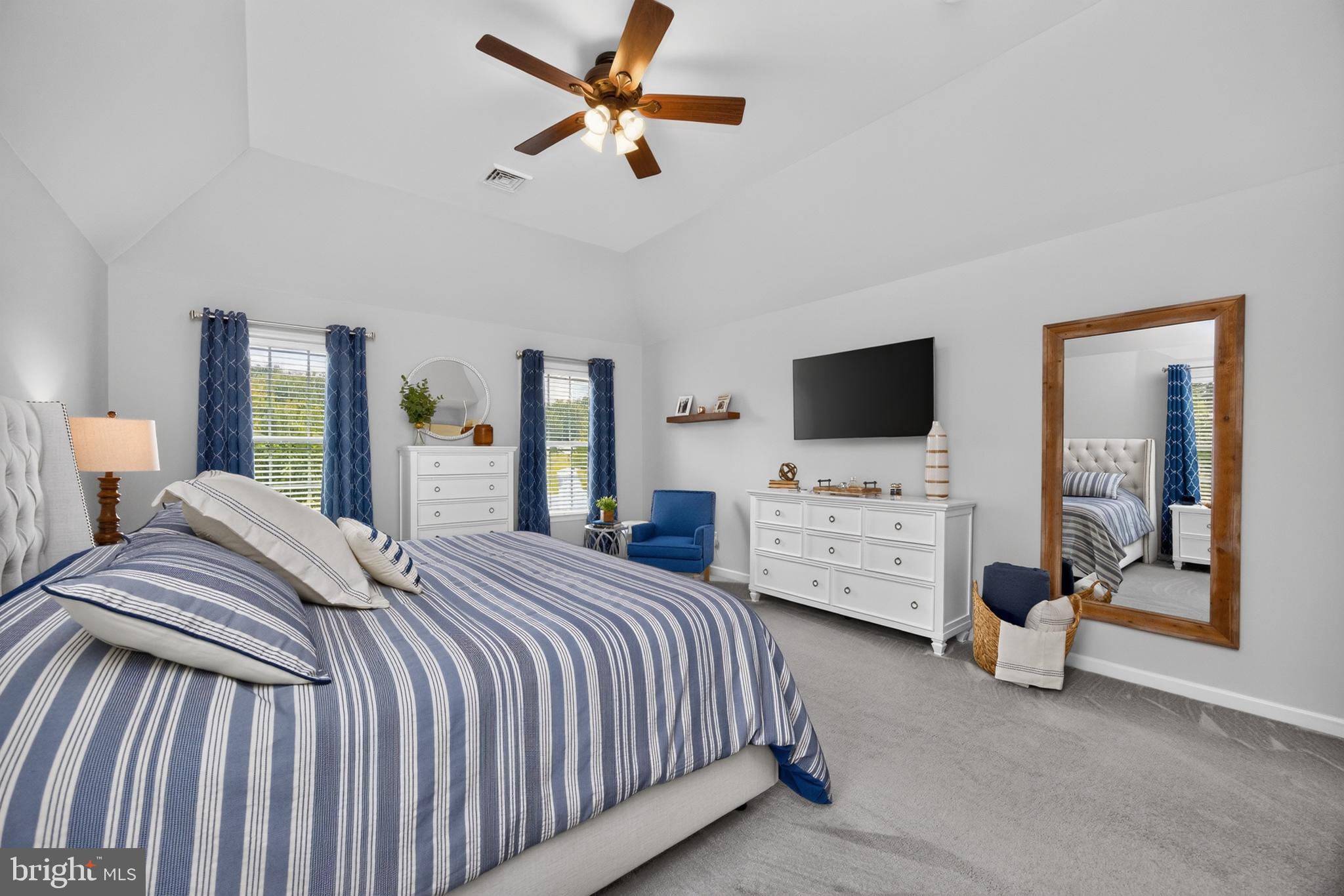 POND VIEW ESTATES - Residential