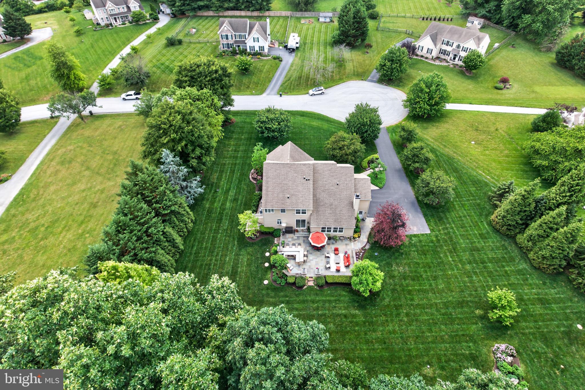 POND VIEW ESTATES - Residential