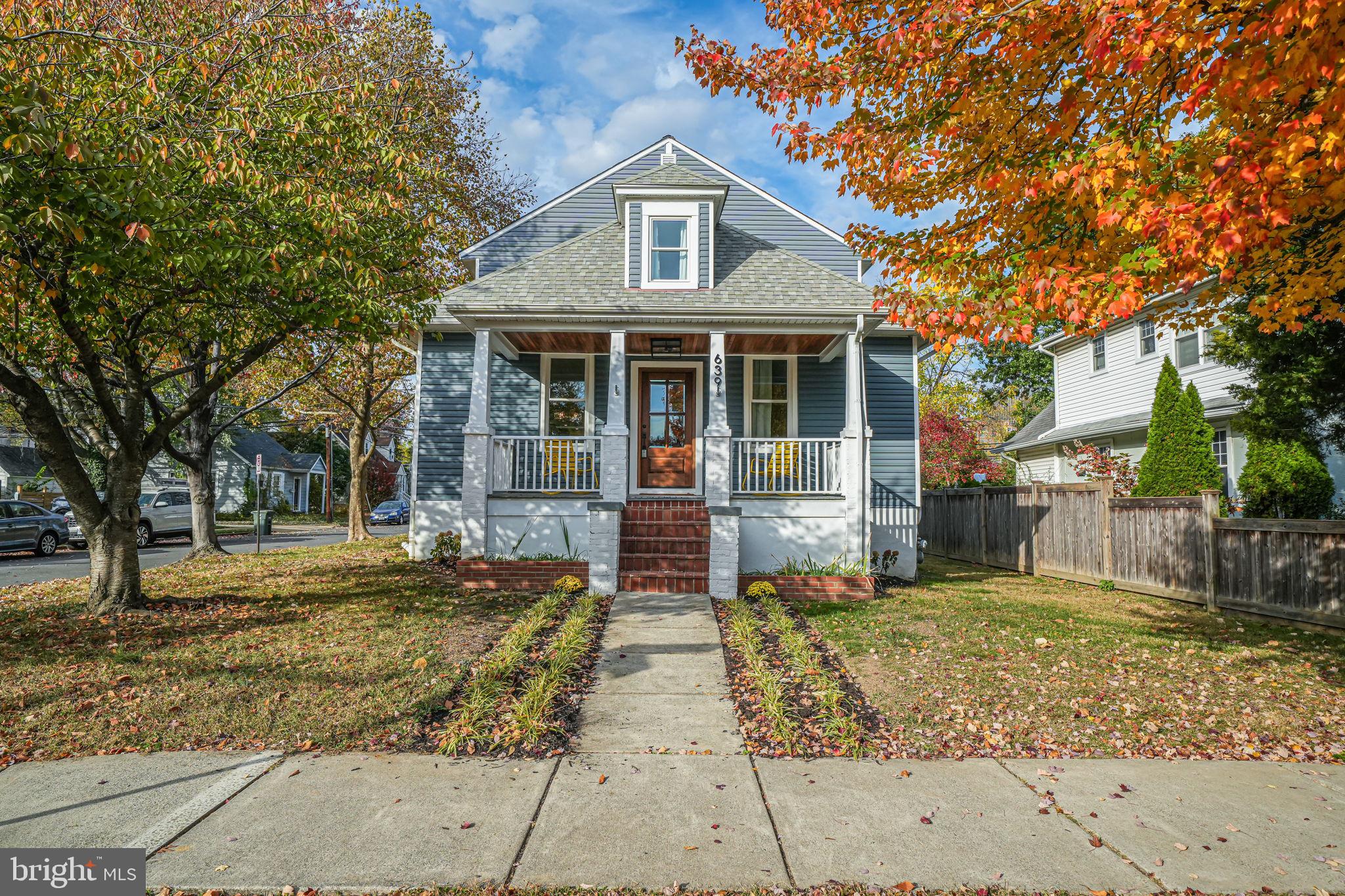 Welcome to 639 19th St. S in beautiful, tree-lined Addison Heights, ideally located for a short commute to the Pentagon or into D.C. Fully renovated in 2024, this 5-bedroom, 3-bathroom home offers 2,625 sq. ft. of thoughtfully designed living space – a perfect blend of 1920s charm and modern finishes. Upon stepping into the home, you are welcomed with a spacious sitting room and sight lines through the dining room to the gourmet kitchen at the back of the house. New 8” wide, long planked, solid white oak floors carry through both levels. The kitchen is bathed in natural light and features a full suite of Thermador appliances, including a built-in refrigerator and 48” gas range with griddle, ample storage, and two sinks. The stunning 10’ long quartzite island seats 5. The living room is open to the kitchen for effortless entertaining with double doors leading to a brand new 10’x20’ deck. Also on the main level is a bedroom, a full bathroom, and an office/study.

Upstairs, the primary suite features a spacious bedroom, en-suite bathroom with dual vanity, large walk-in shower and soaker tub, and an oversized, custom walk-in closet. Finishing this level are three additional bedrooms with a shared full bathroom and stacked washer and dryer. A 700 sq. ft. unfinished basement provides additional storage, secondary washer and dryer hookups, double ovens, and a utility sink. The detached, finished 2-car garage boasts gleaming epoxy floors, built-in cabinetry, a refrigerator, insulation, and a portable air conditioner/heater with exterior exhaust. This highly sought-after South Arlington neighborhood feeds into the desired Wakefield High School, Gunston Middle School, and Oakridge Elementary School. Walk to two metro stations (Crystal City metro on the blue and yellow lines is only .3 miles away!), the Pentagon, Pentagon City Mall, and the new Amazon HQ 2. Whole Foods Market, numerous restaurants, parks, walking trails, and more are all nearby. Your next chapter starts here. Come see this beautiful home today!