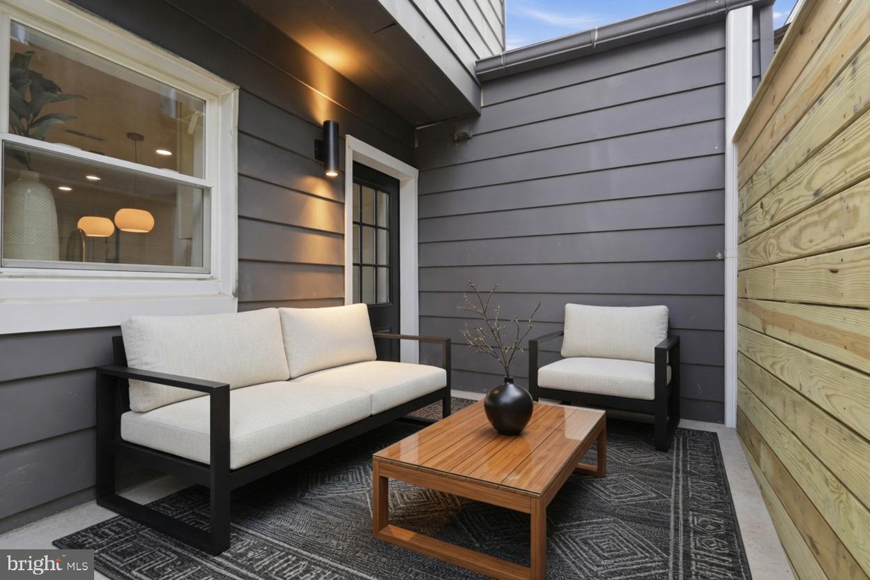 PASSYUNK SQUARE - Residential