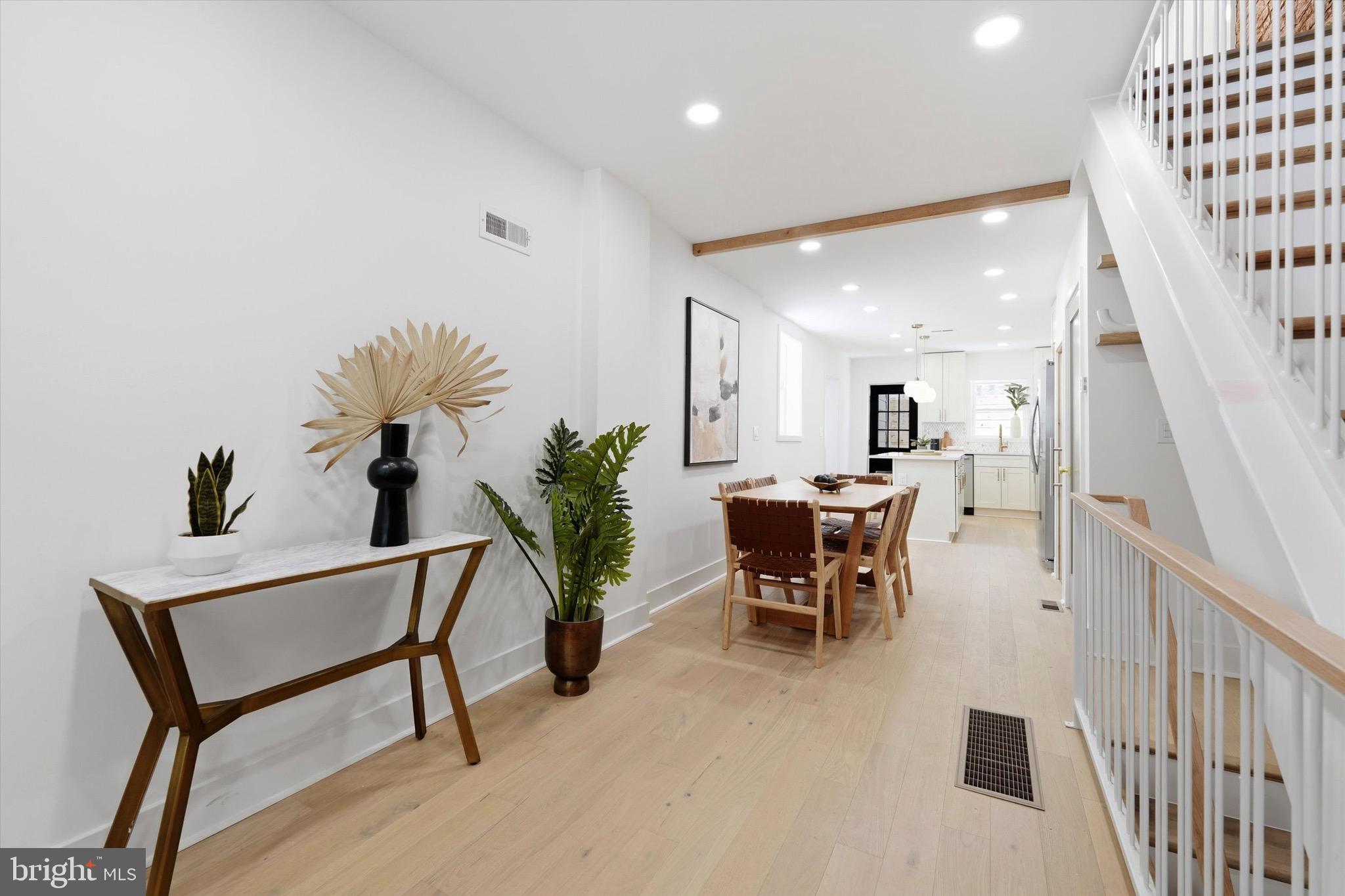 PASSYUNK SQUARE - Residential