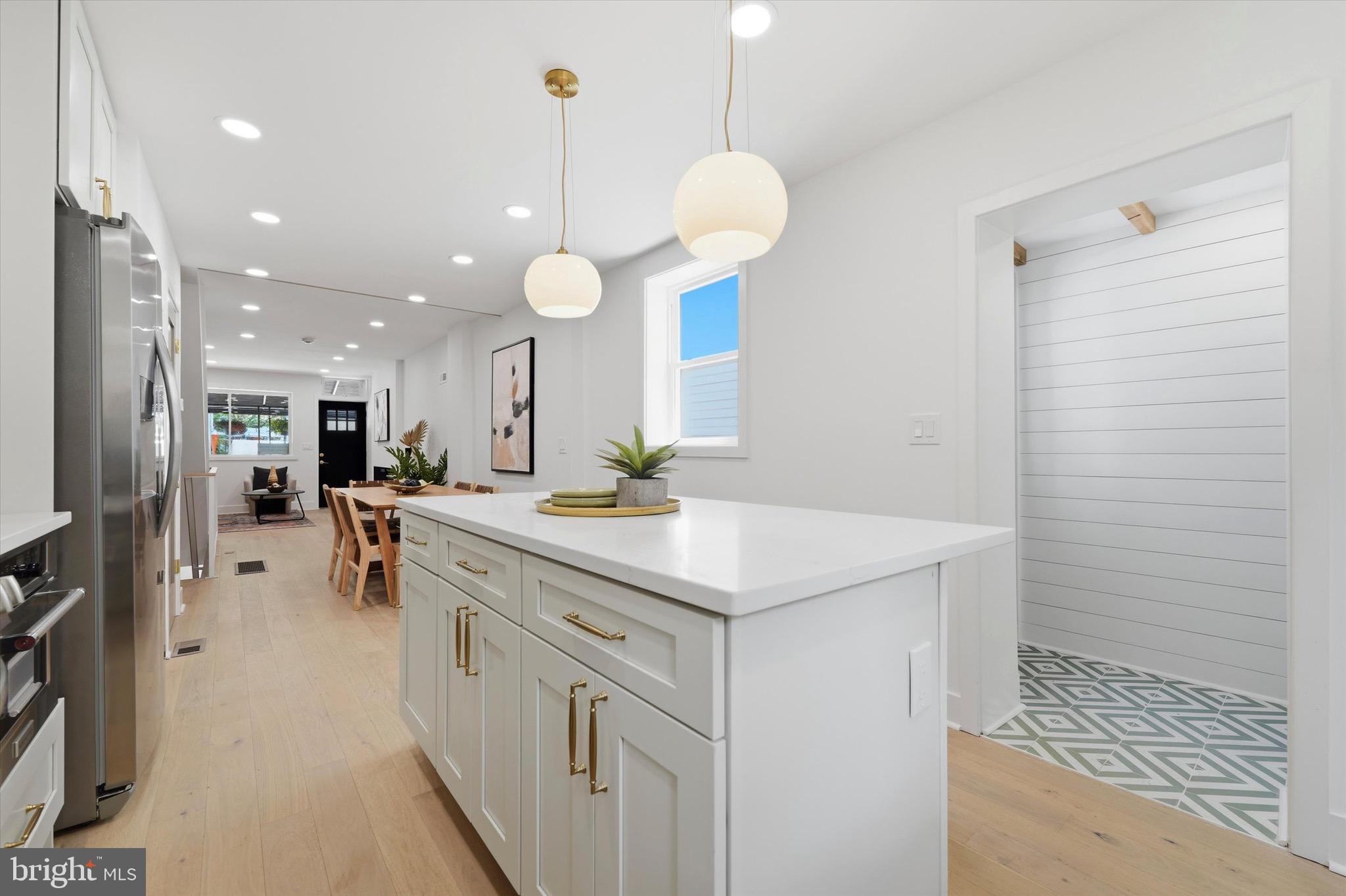 PASSYUNK SQUARE - Residential