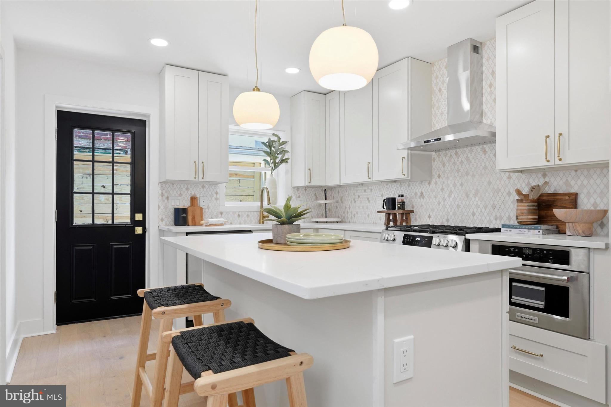 PASSYUNK SQUARE - Residential
