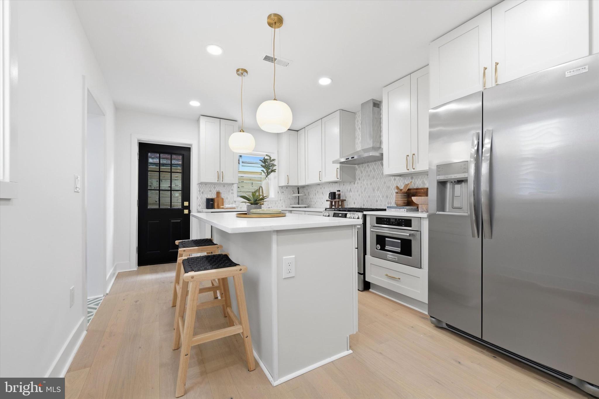 PASSYUNK SQUARE - Residential