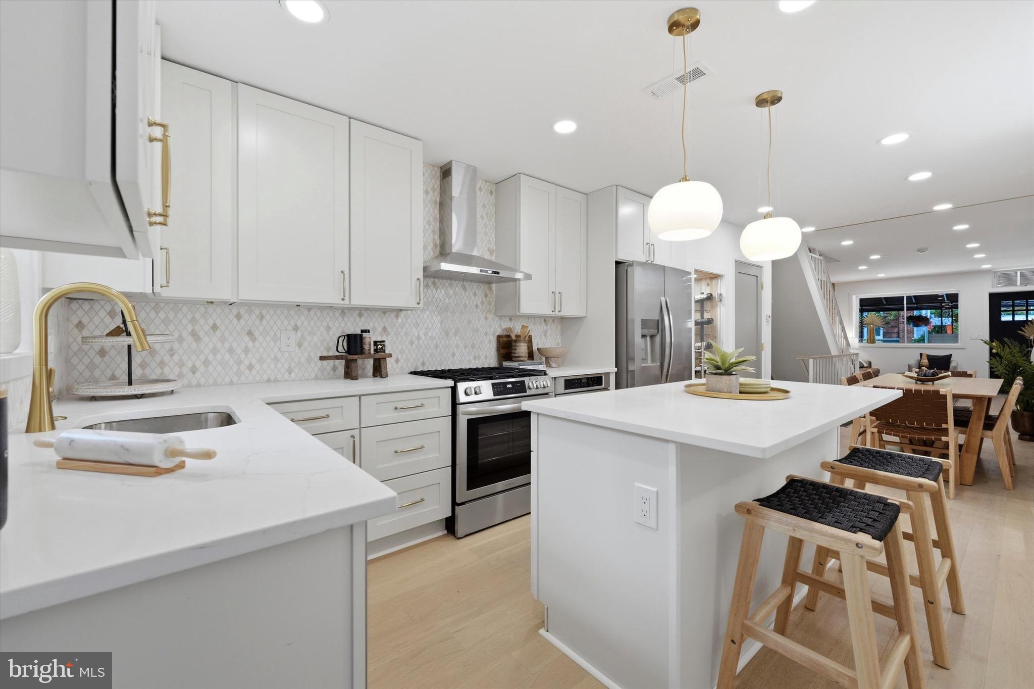 PASSYUNK SQUARE - Residential