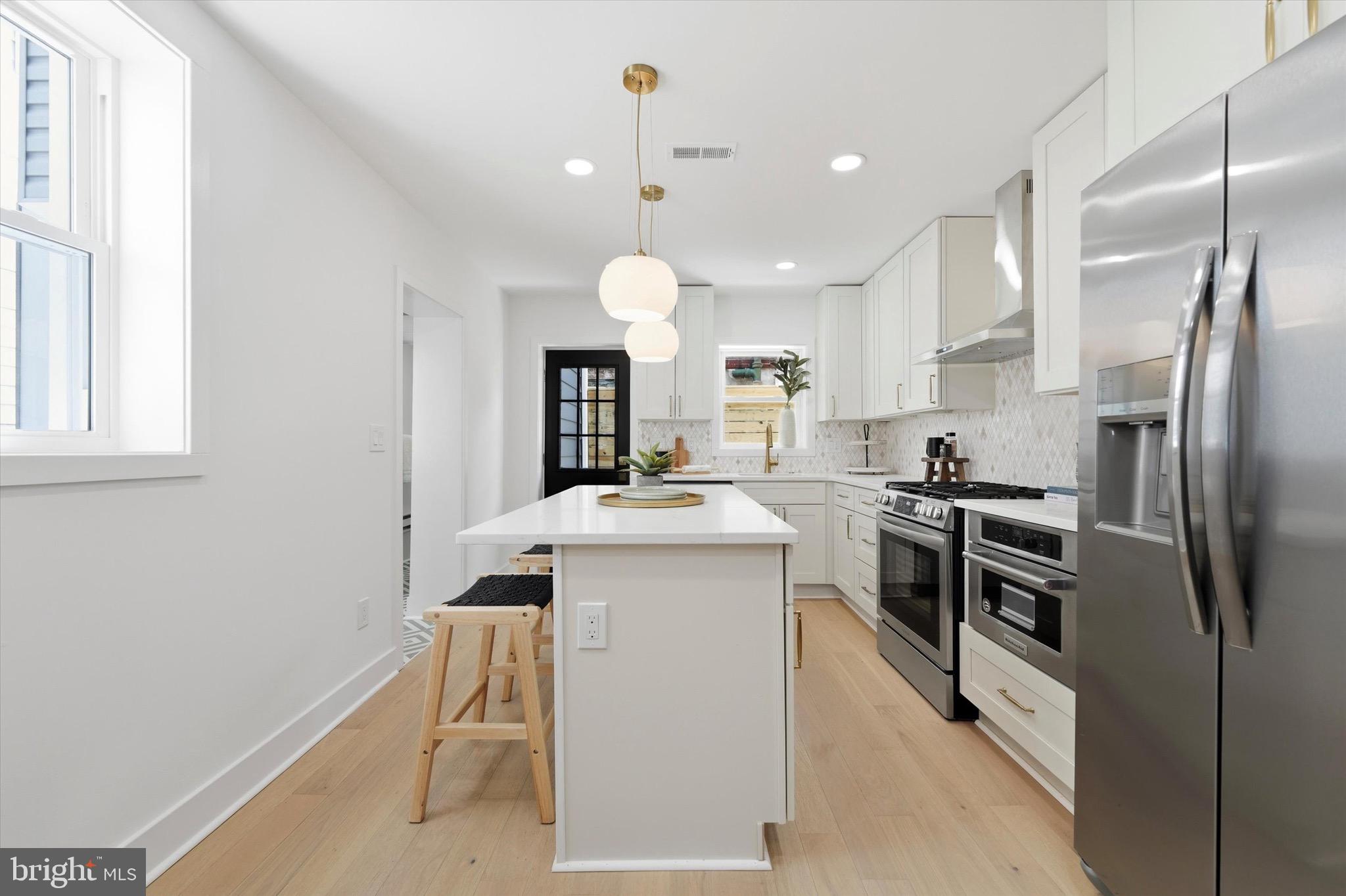 PASSYUNK SQUARE - Residential
