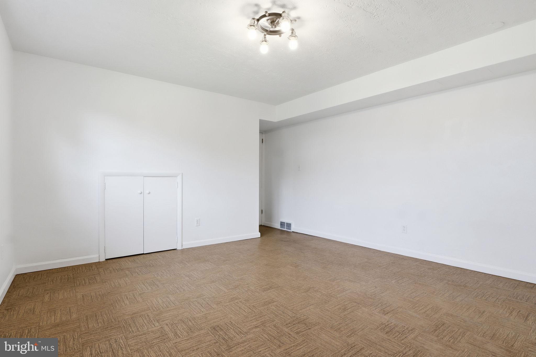 HAINES ACRES - Residential