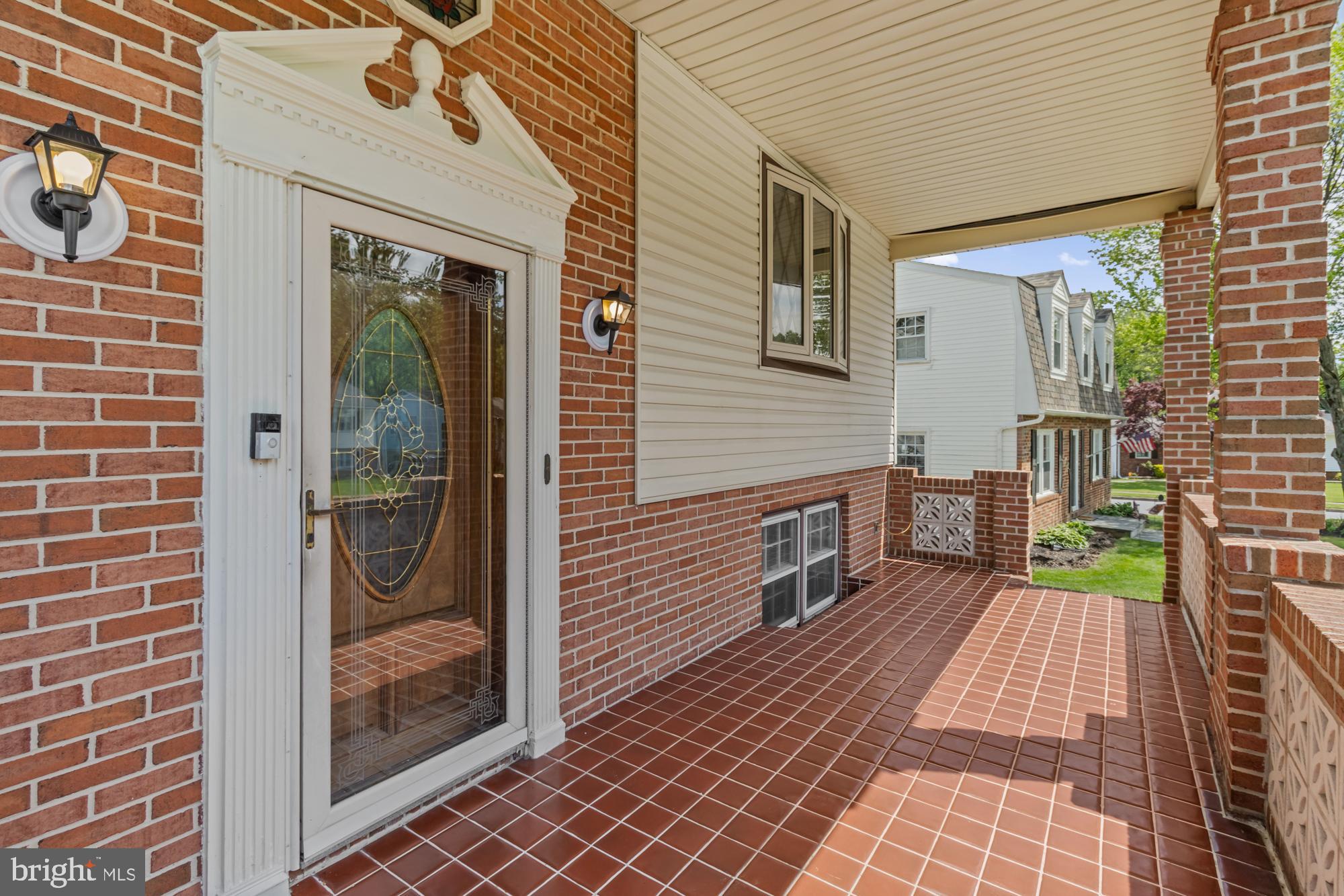 SILVERGATE - Residential