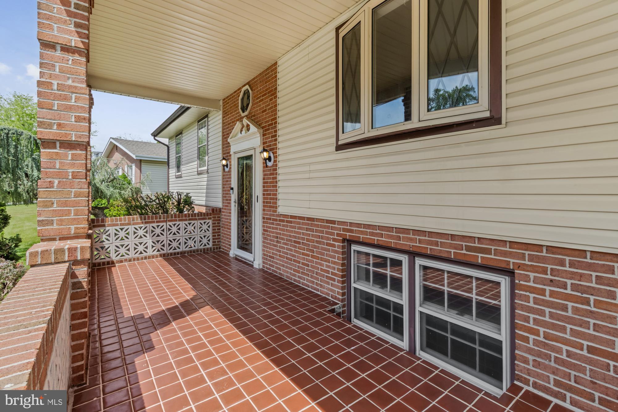 SILVERGATE - Residential