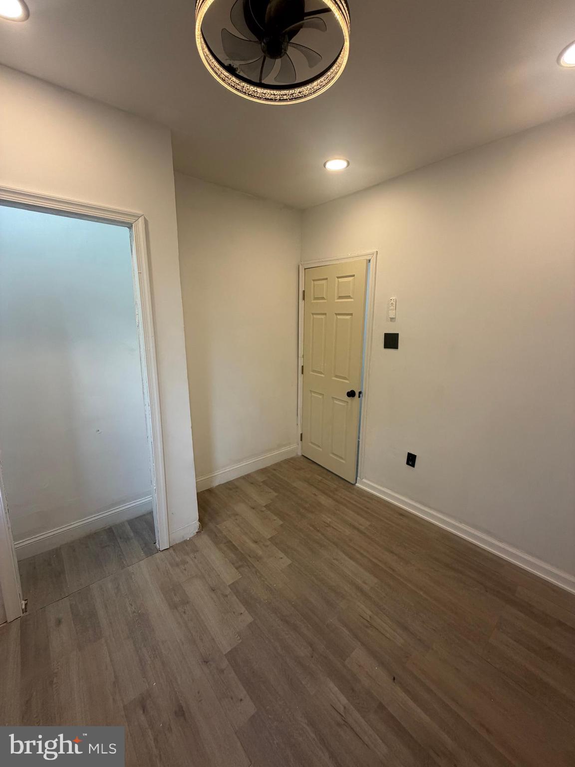 STRAWBERRY MANSION - Residential