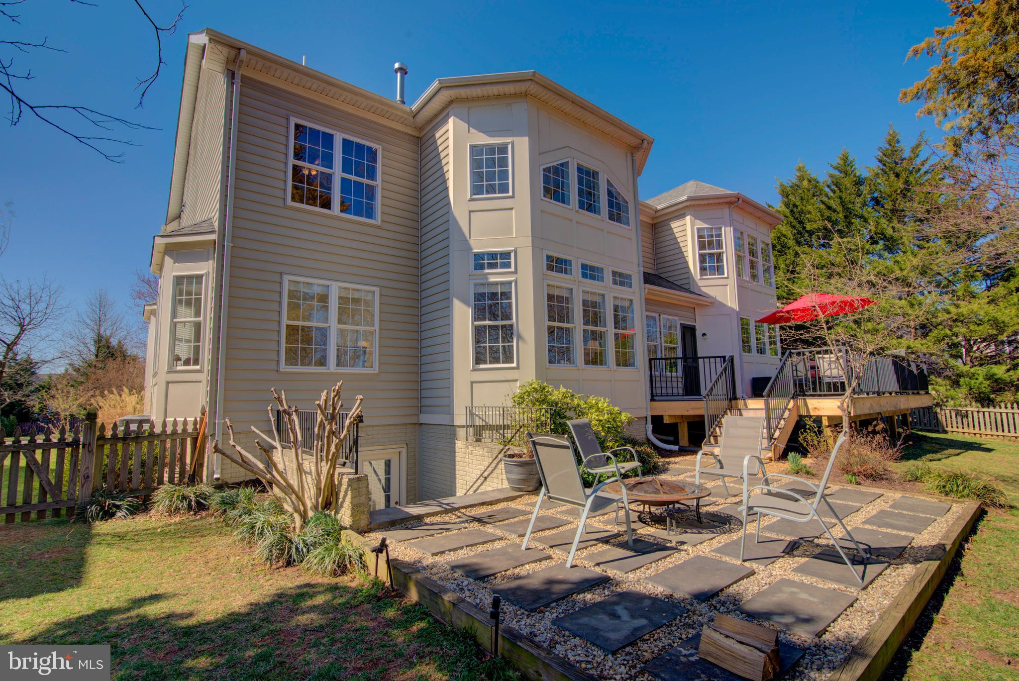 EDWARDS LANDING - Residential