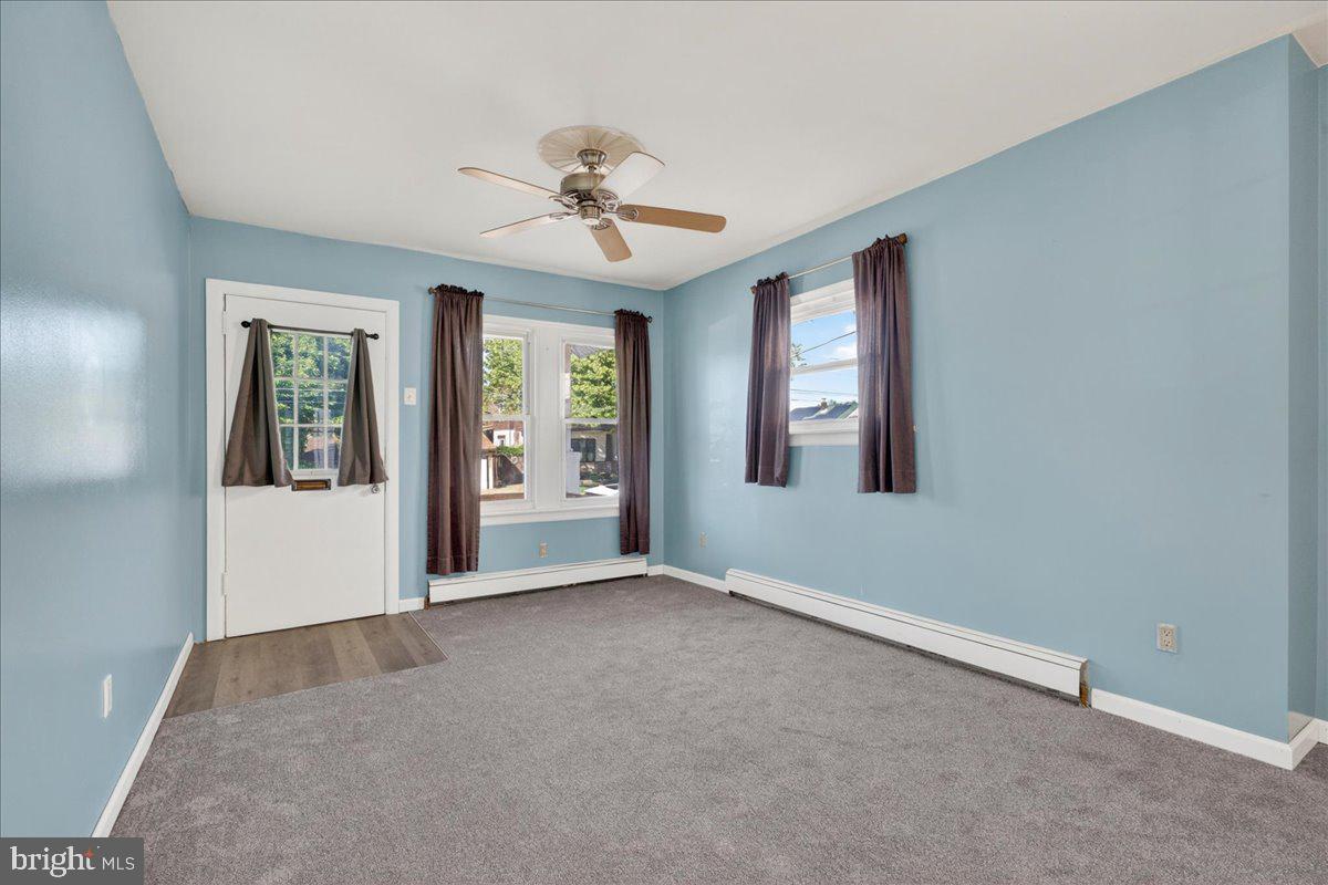 FOX CHASE - Residential