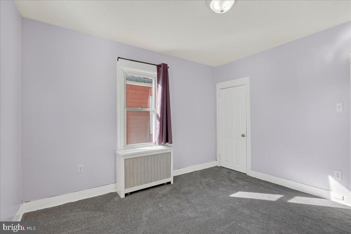 FOX CHASE - Residential