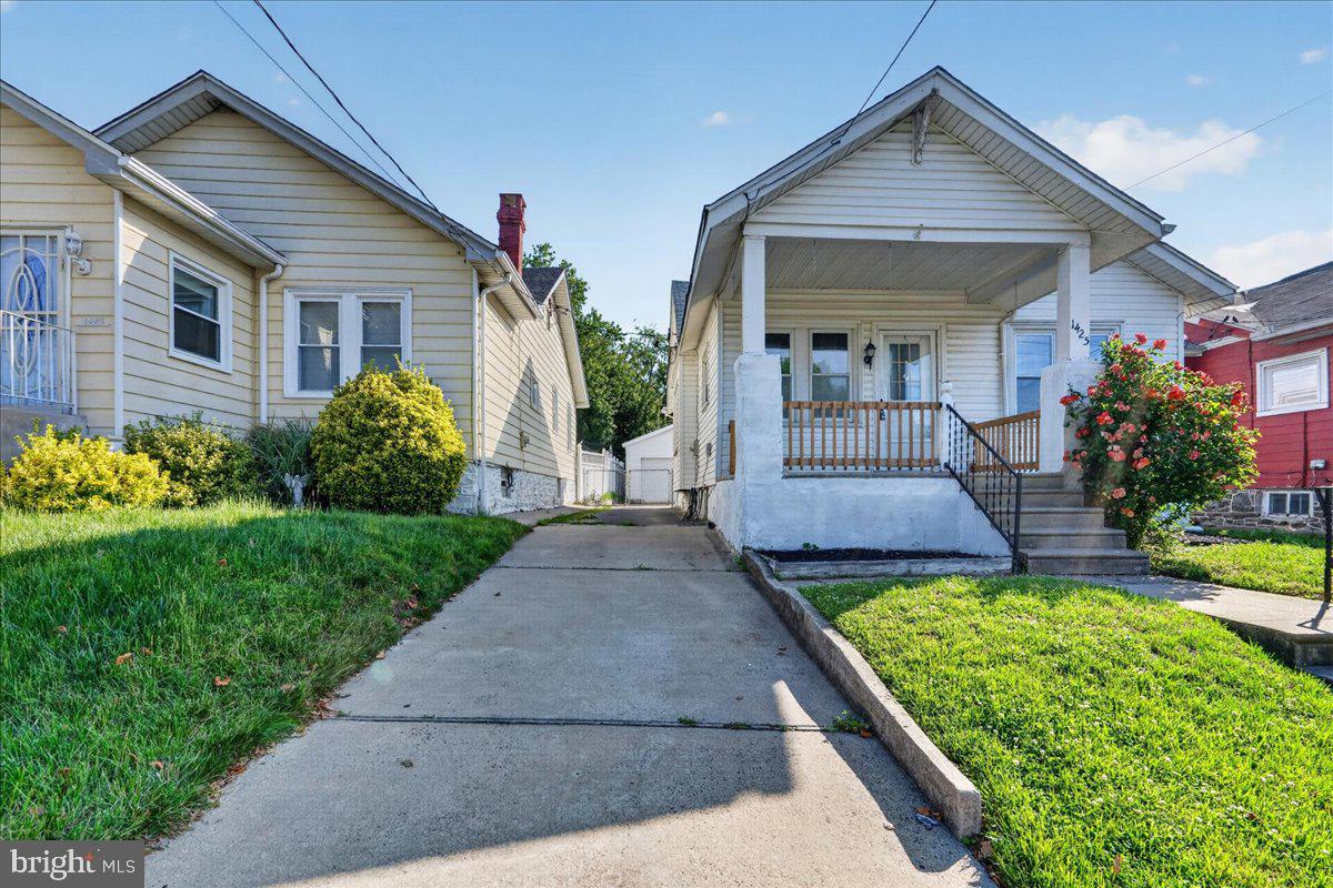 FOX CHASE - Residential