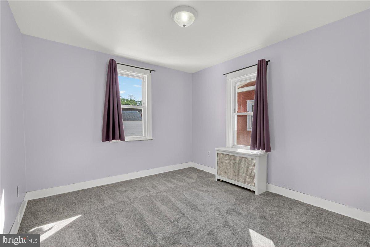 FOX CHASE - Residential