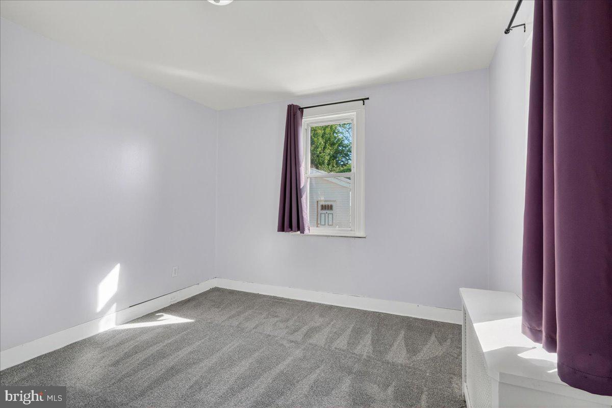 FOX CHASE - Residential