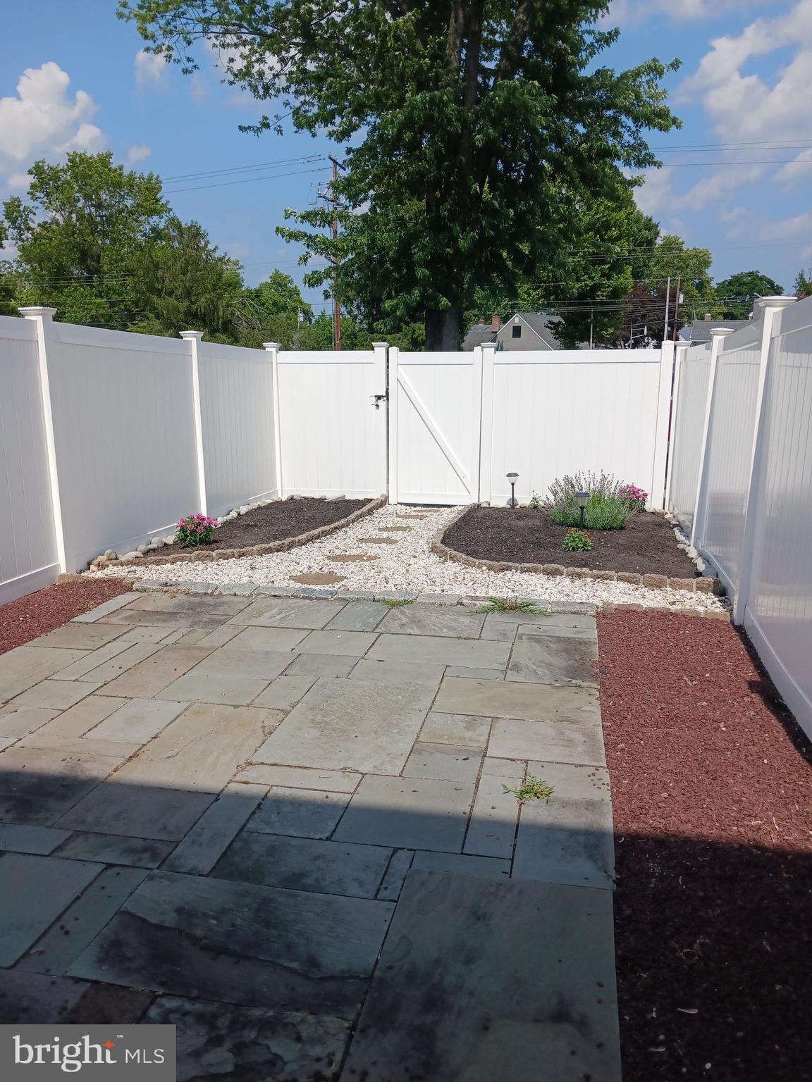 CARRIAGE KNOLL - Residential