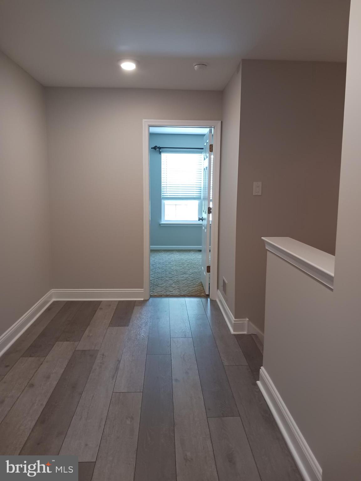 CARRIAGE KNOLL - Residential