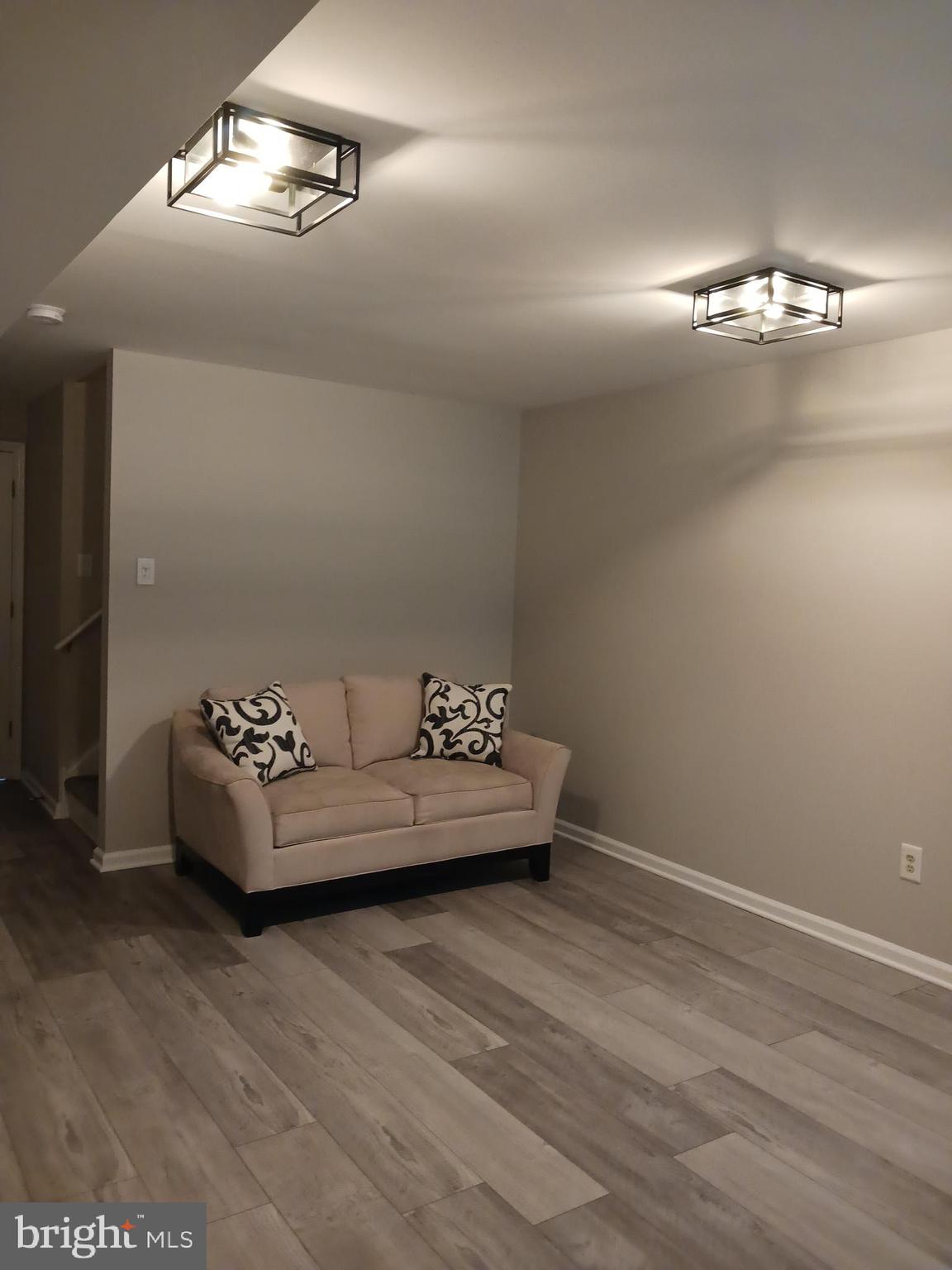 CARRIAGE KNOLL - Residential