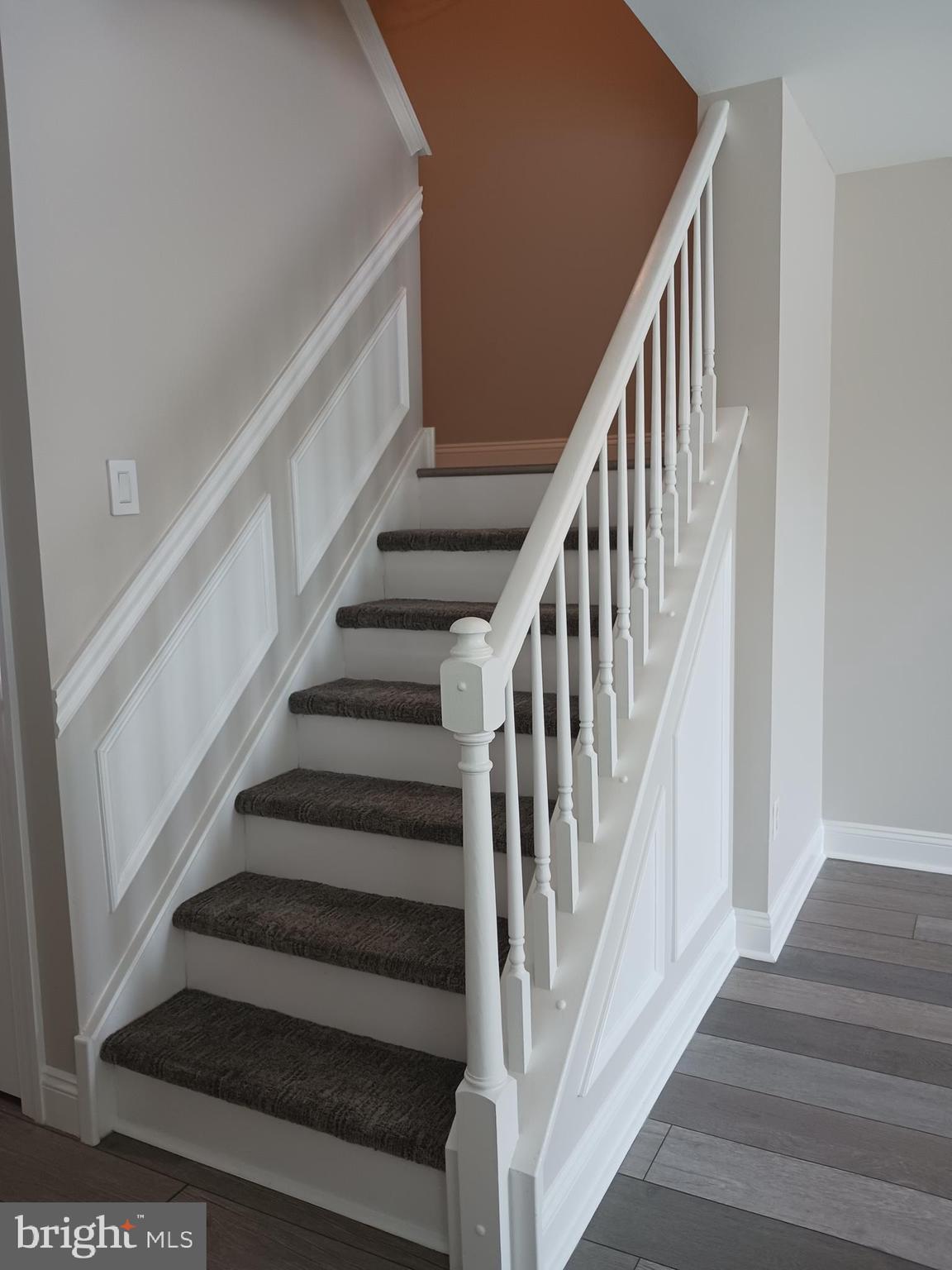 CARRIAGE KNOLL - Residential