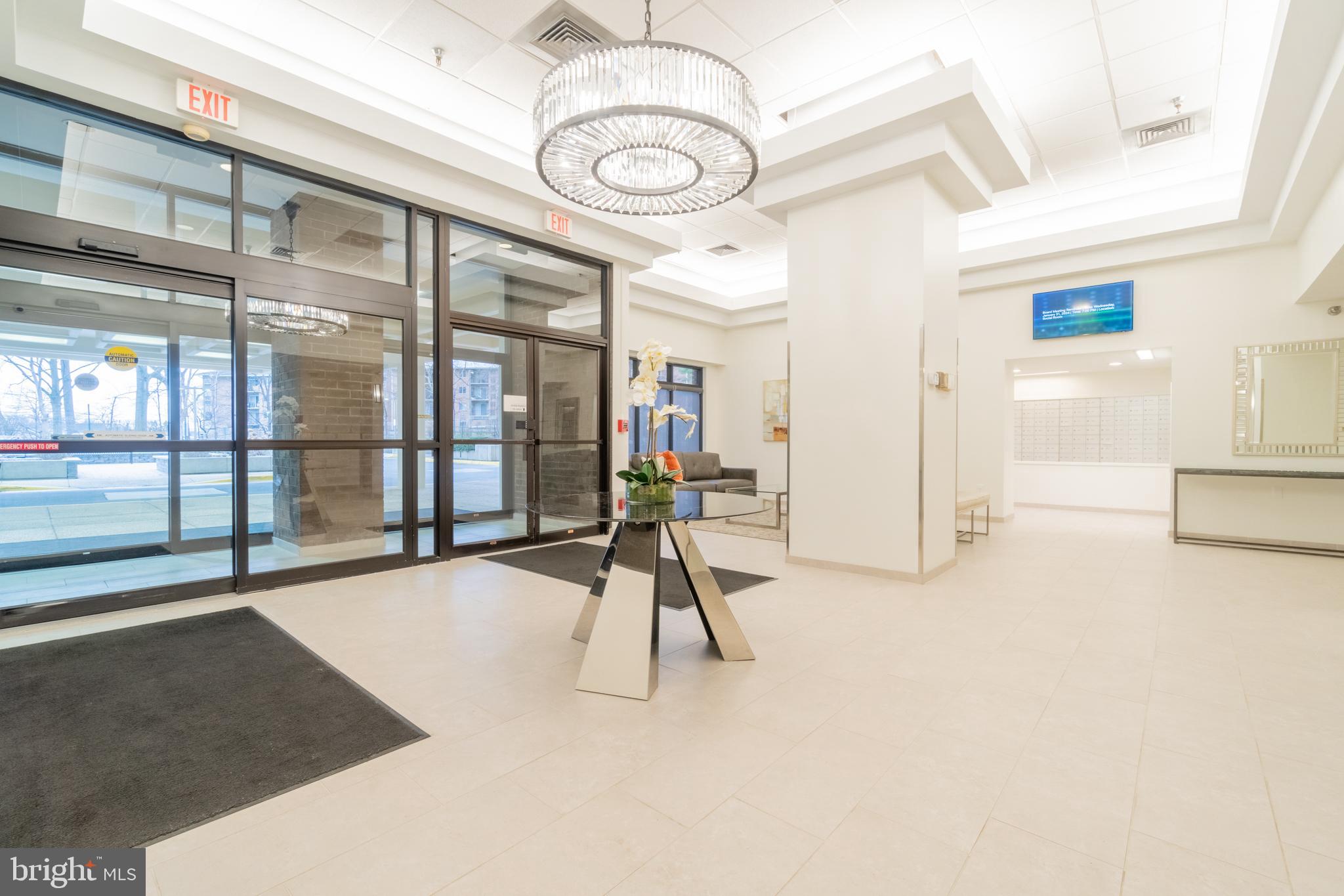 ENCORE OF MCLEAN - Residential Lease