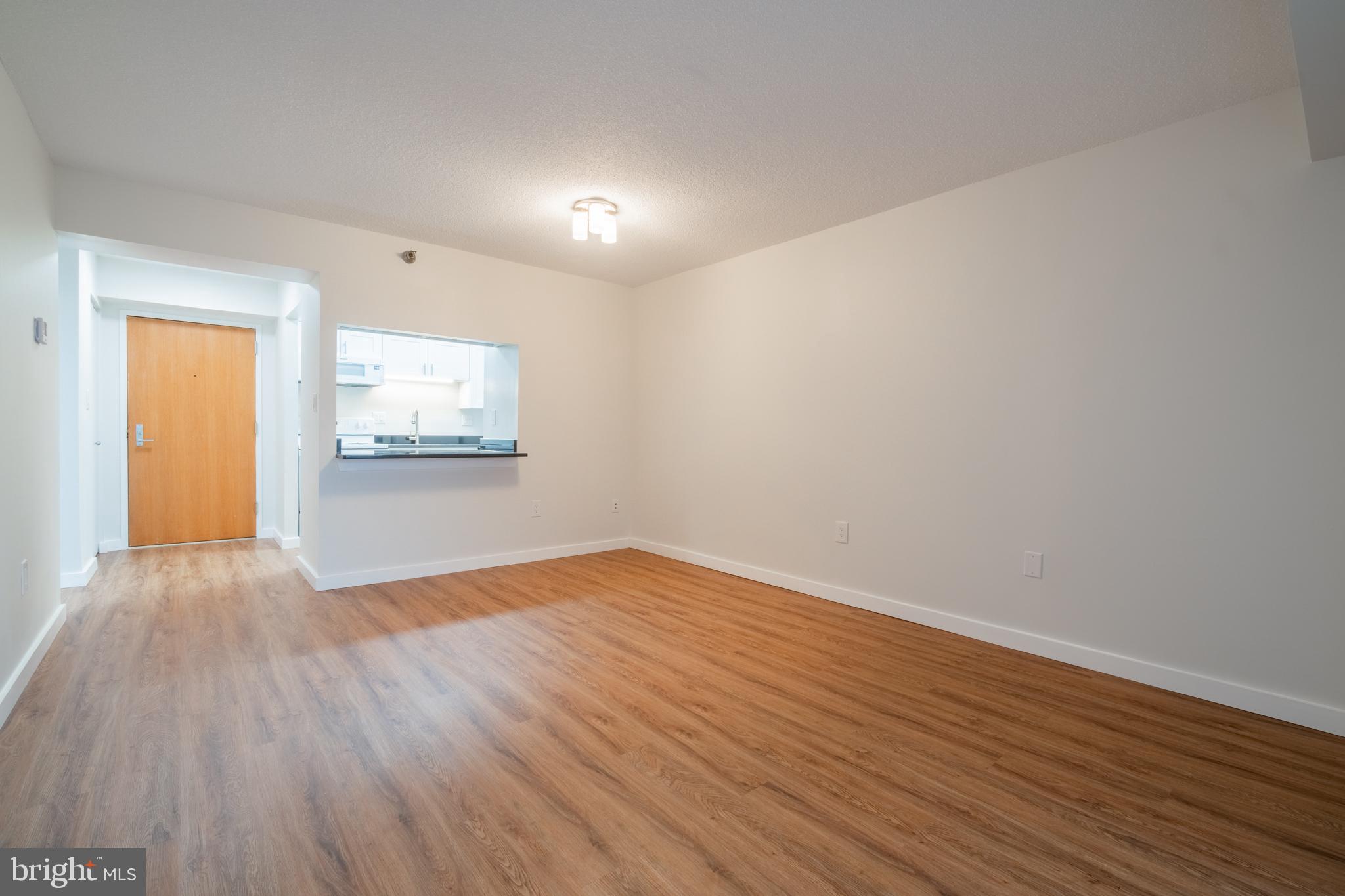 ENCORE OF MCLEAN - Residential Lease