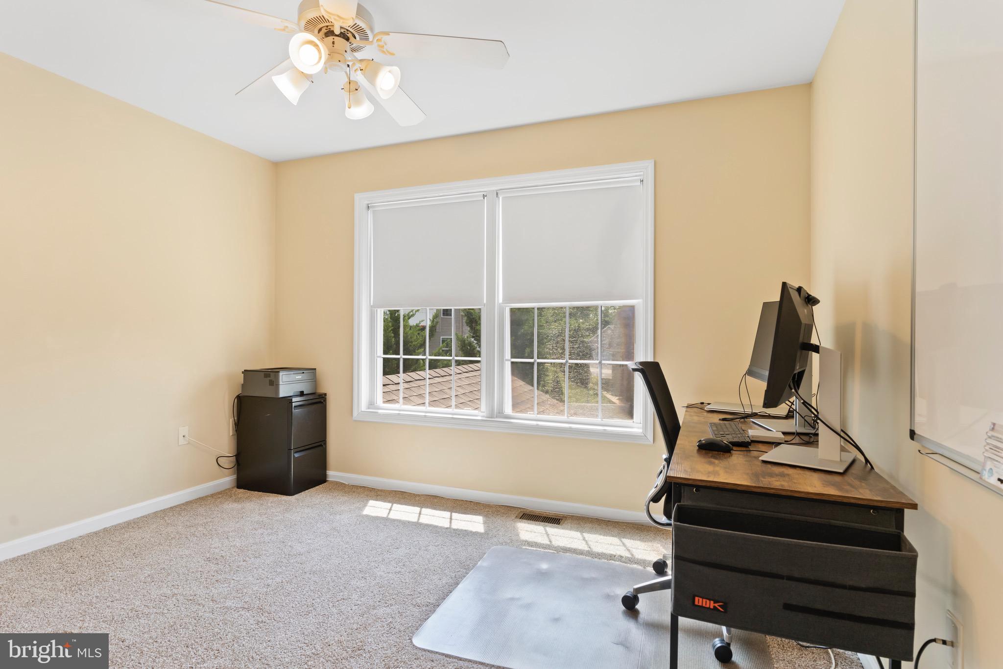 MOUNTAIN CREST - Residential