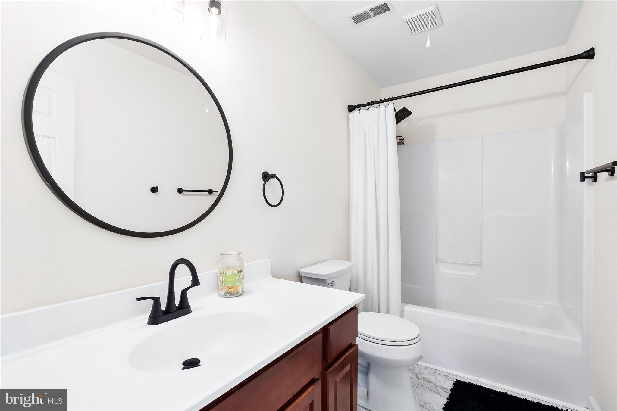 WOODBRIDGE - Residential