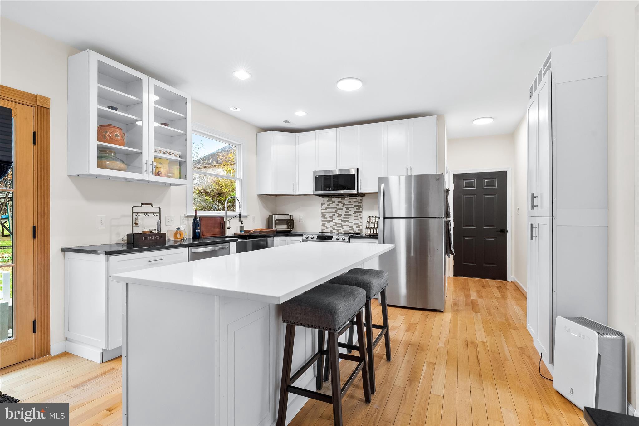 WOODBRIDGE - Residential