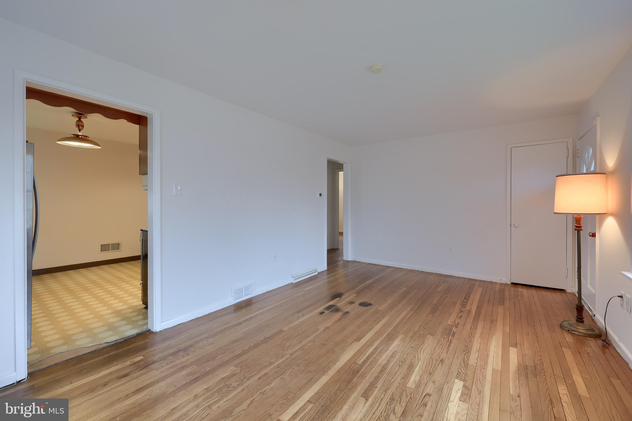 8TH WARD - Residential