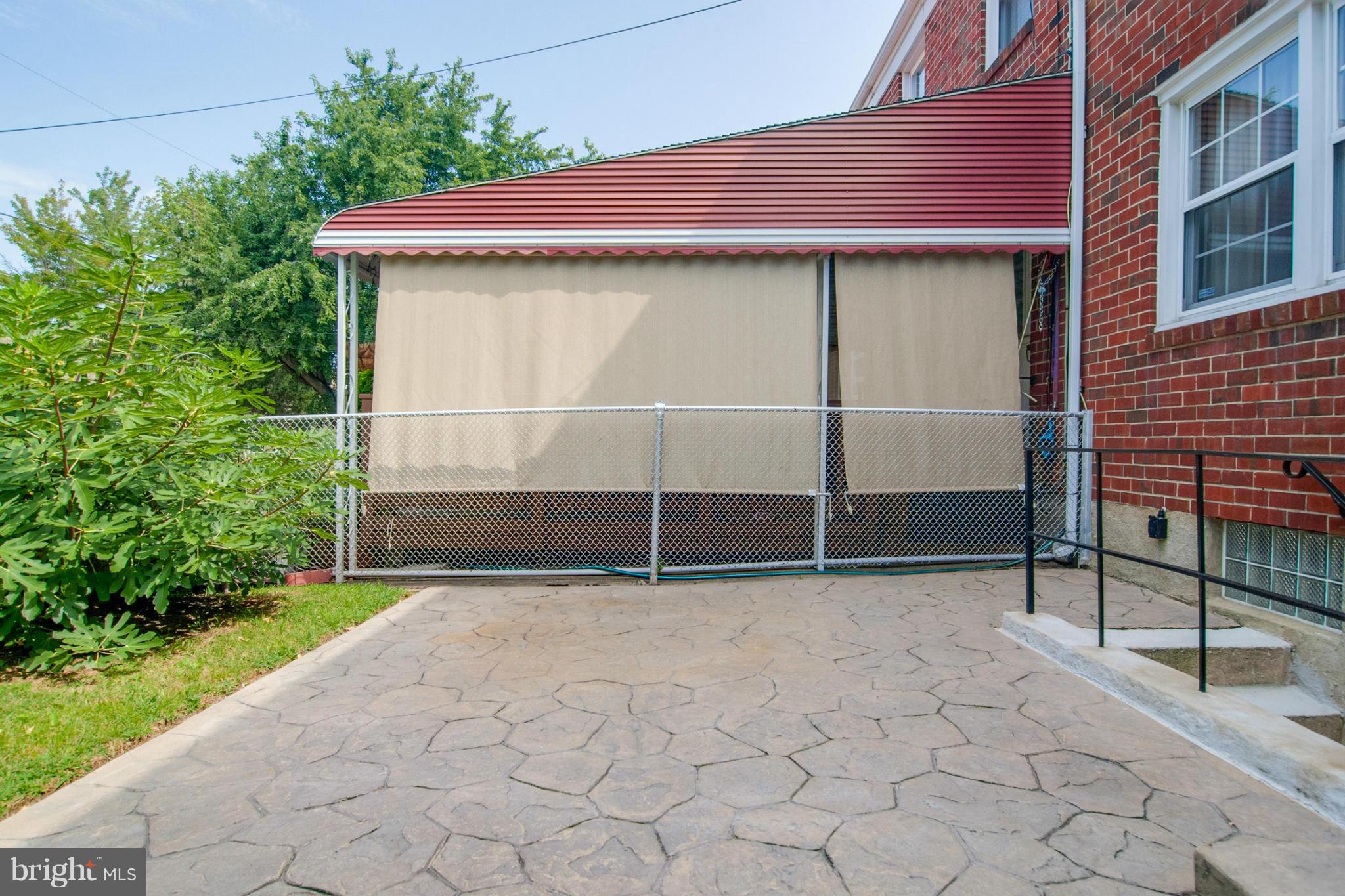 WILKER COURT - Residential