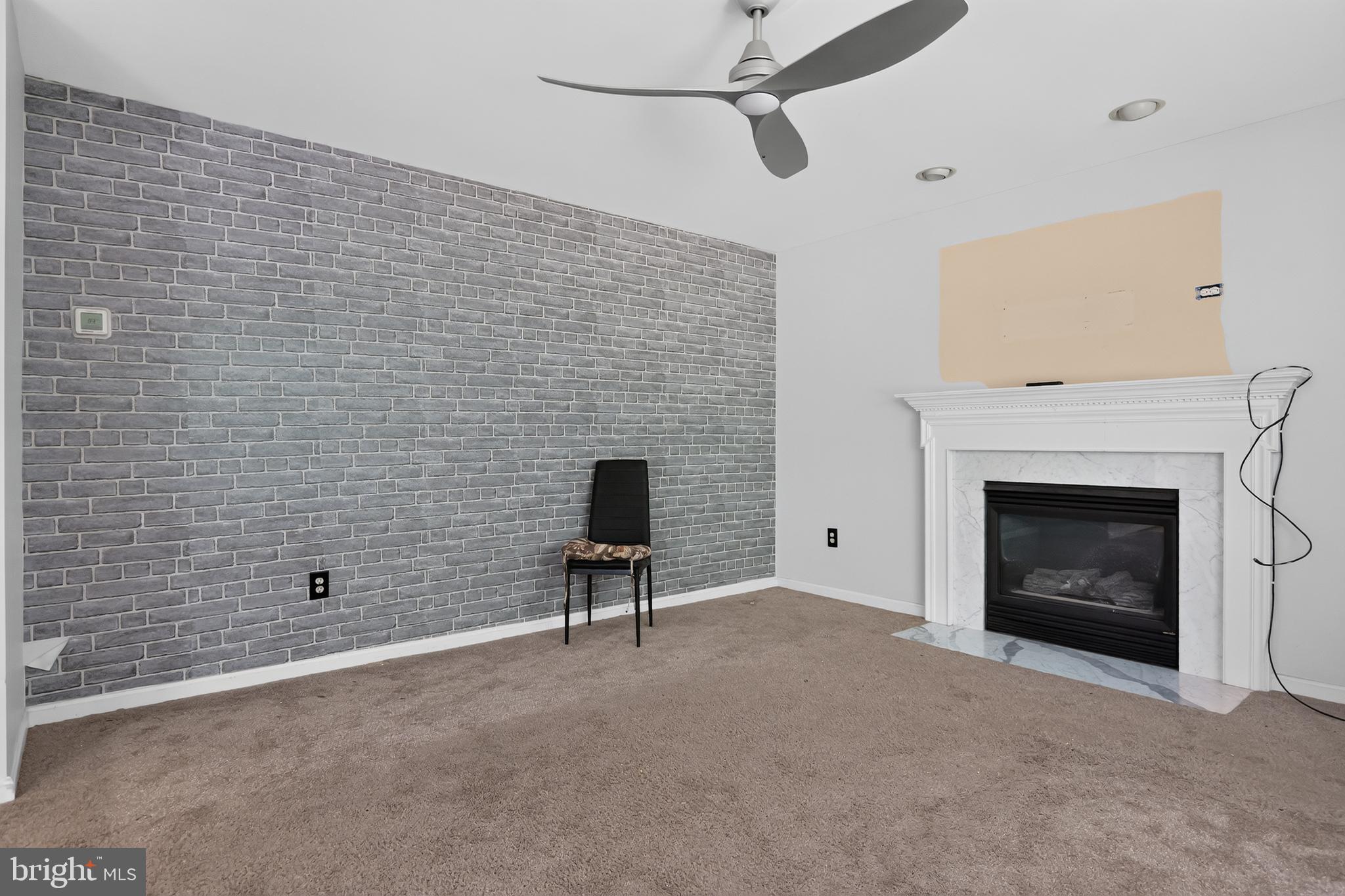 MARLBORO WOODS - Residential