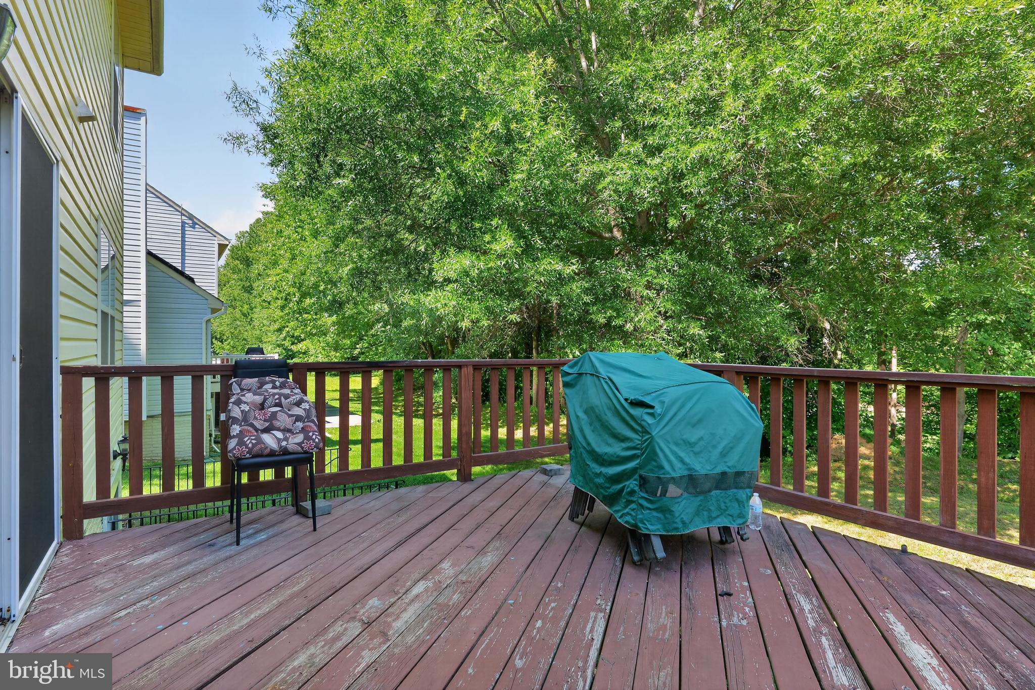 MARLBORO WOODS - Residential