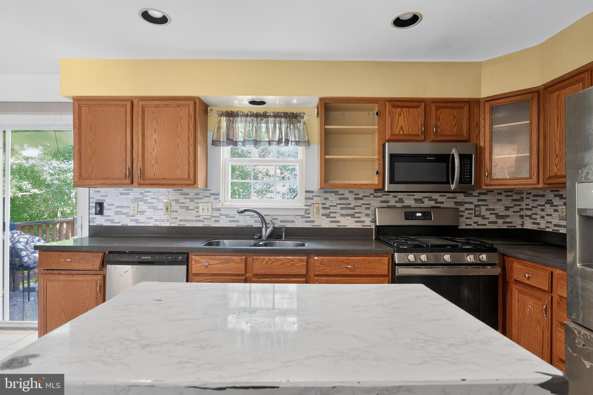 MARLBORO WOODS - Residential