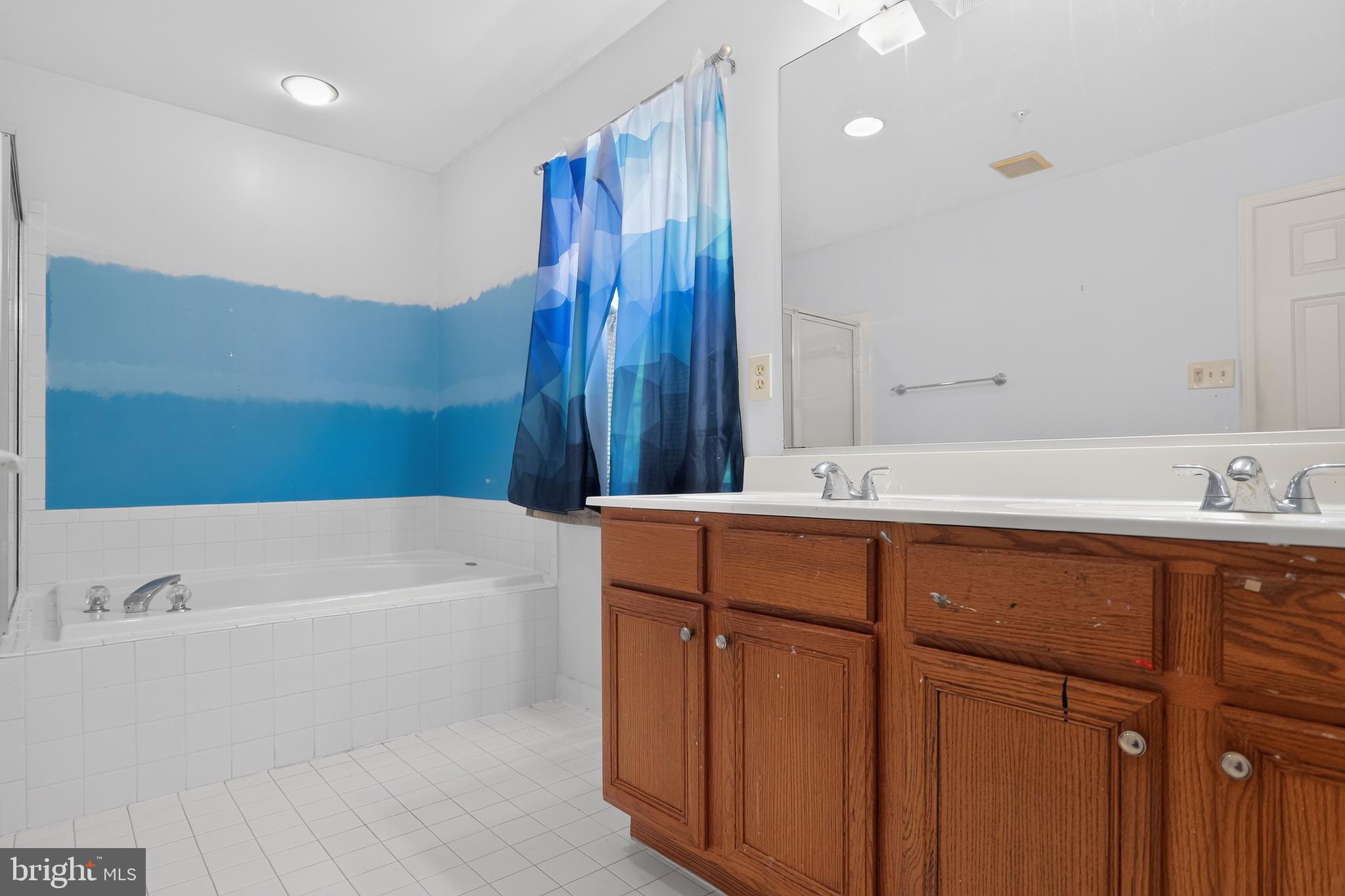 MARLBORO WOODS - Residential