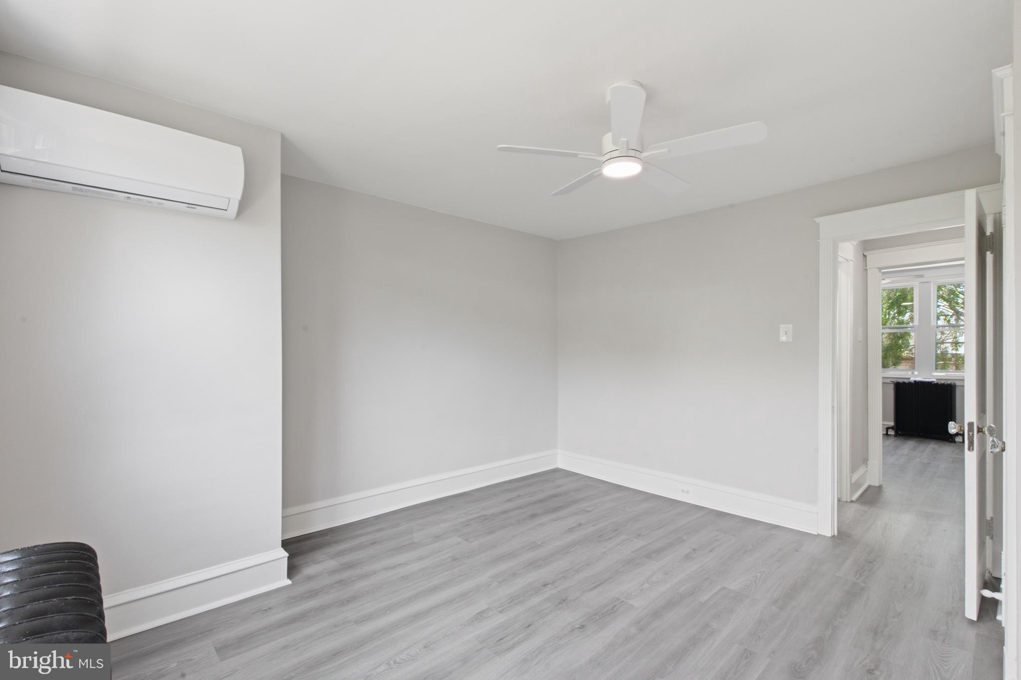 EAST FALLS - Residential