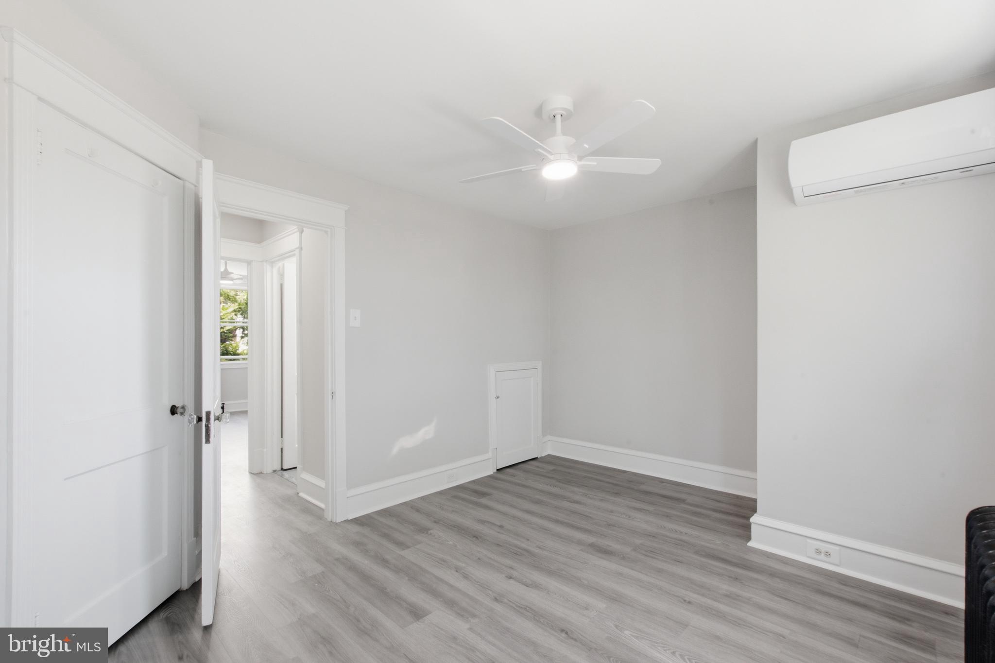 EAST FALLS - Residential