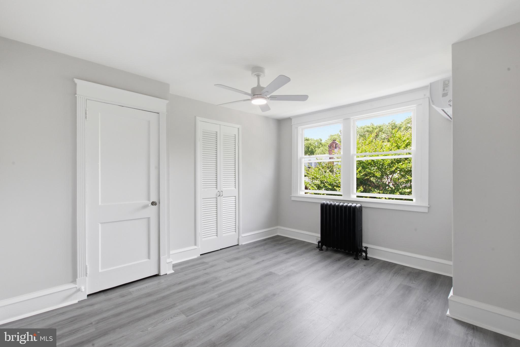EAST FALLS - Residential