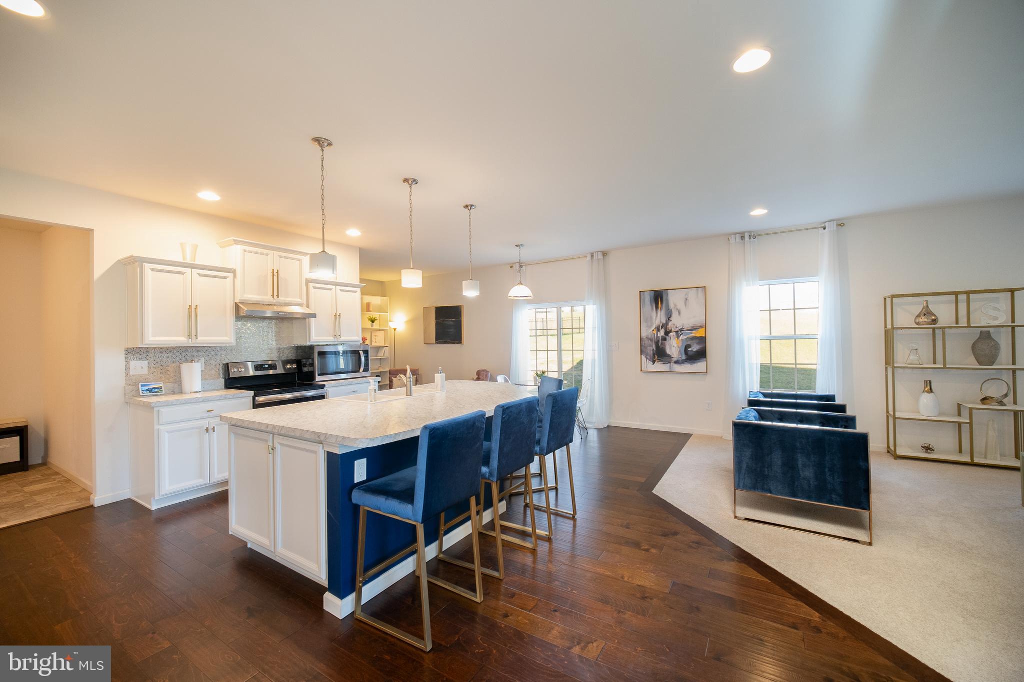 SPRING HILL - Residential