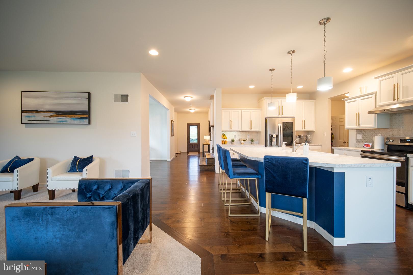 SPRING HILL - Residential