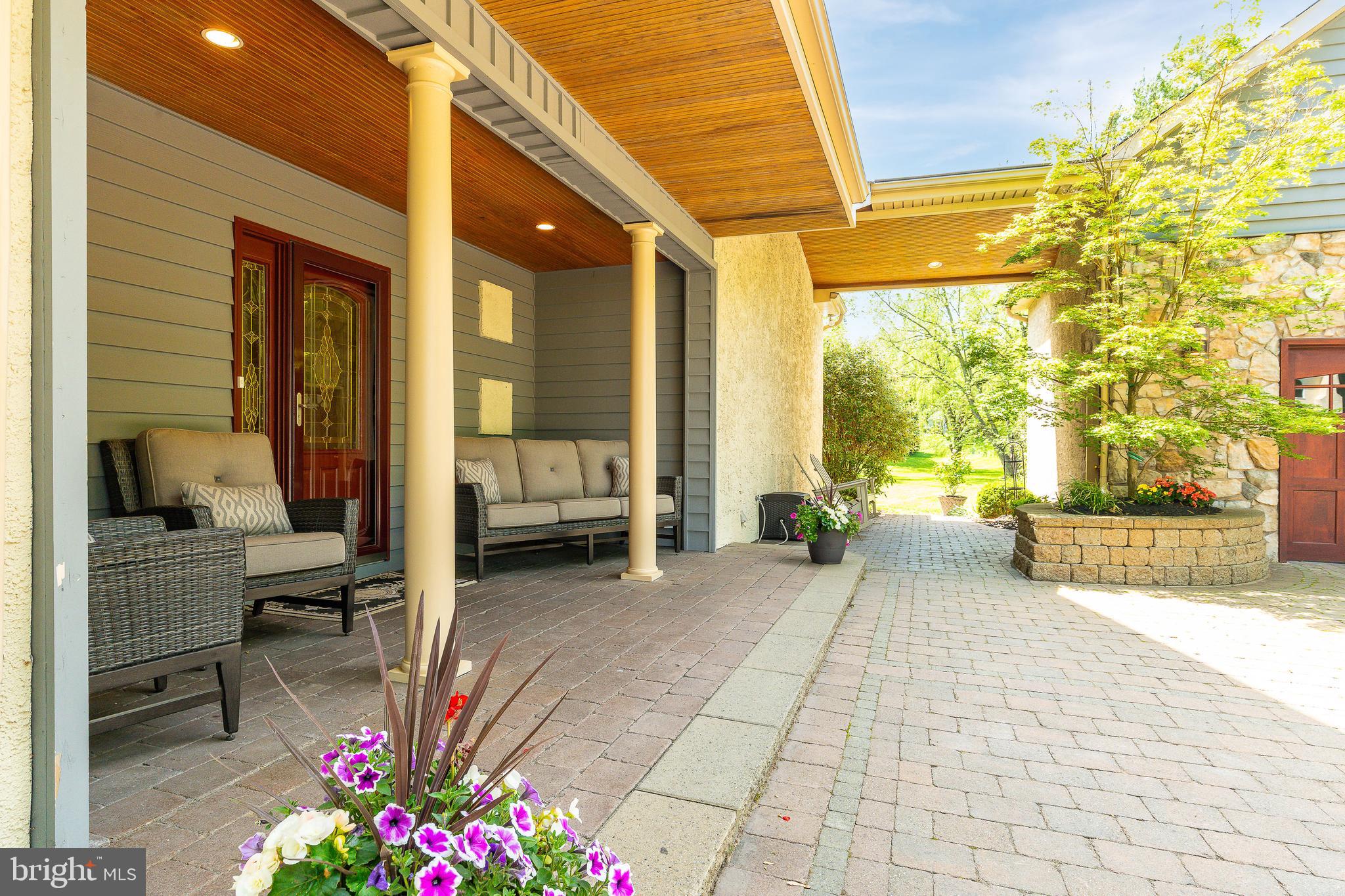 DUBLIN ESTATES - Residential