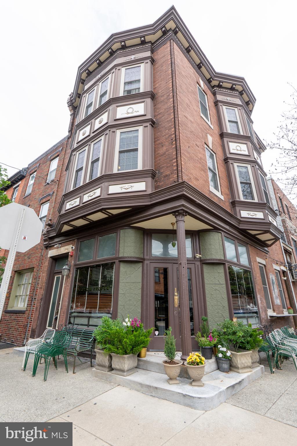 BELLA VISTA - Residential Lease