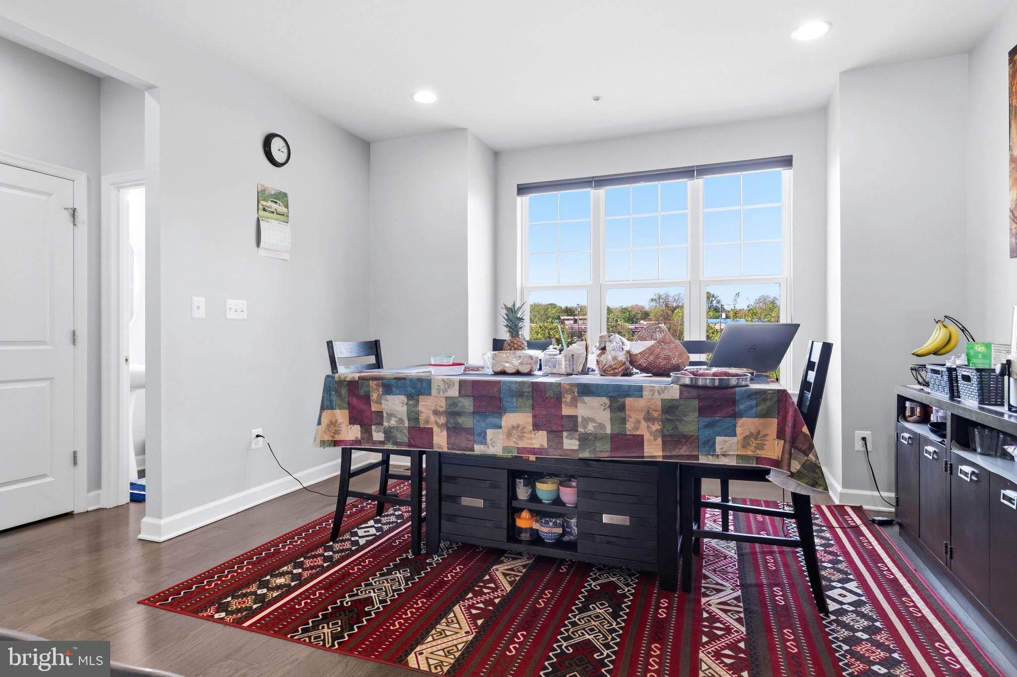 WOOD GLEN - Residential