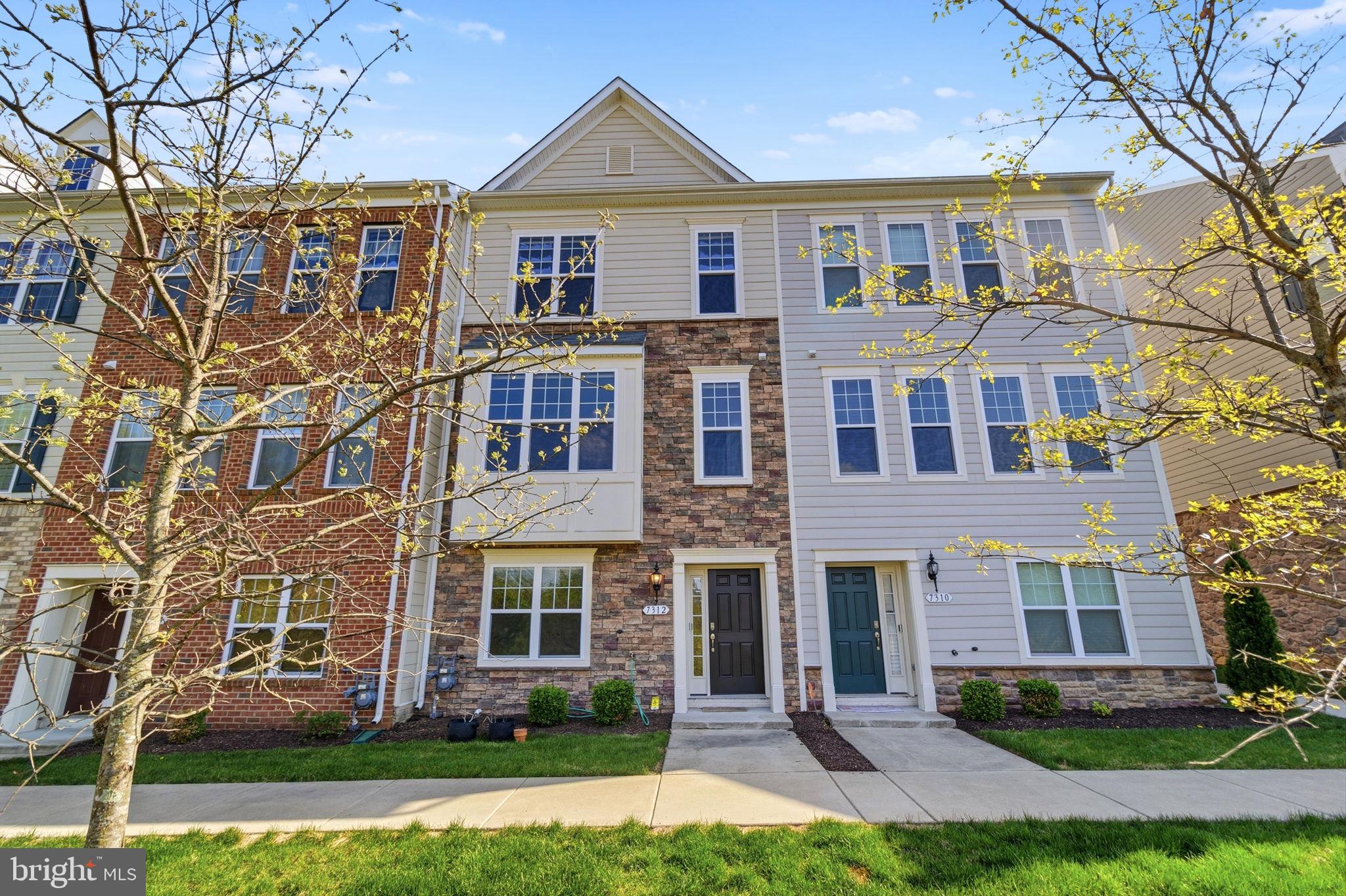 WOOD GLEN - Residential
