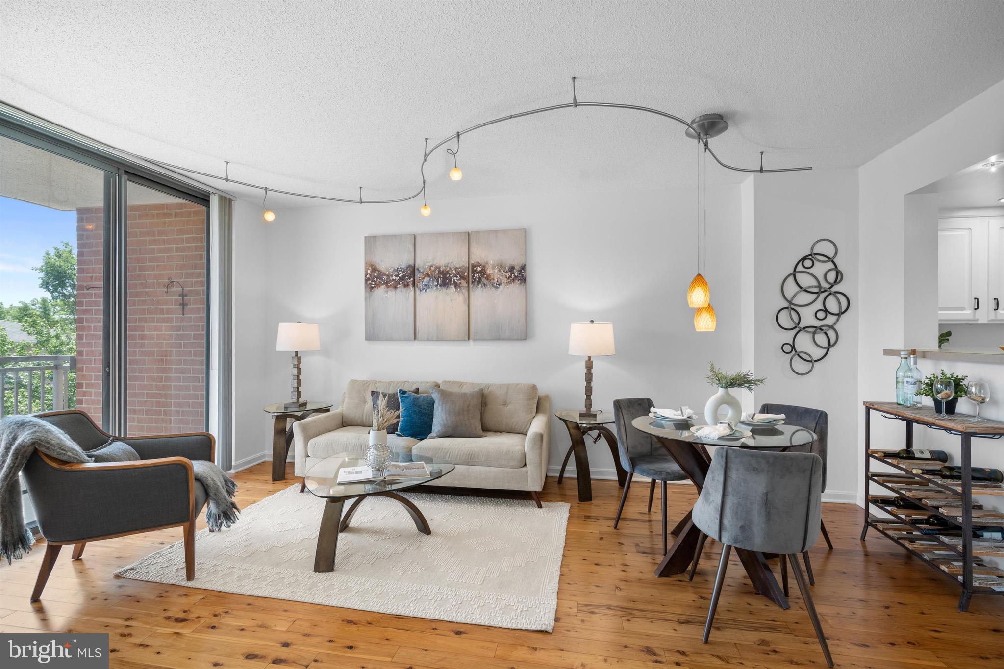 GALLERY AT WHITE FLINT - Residential